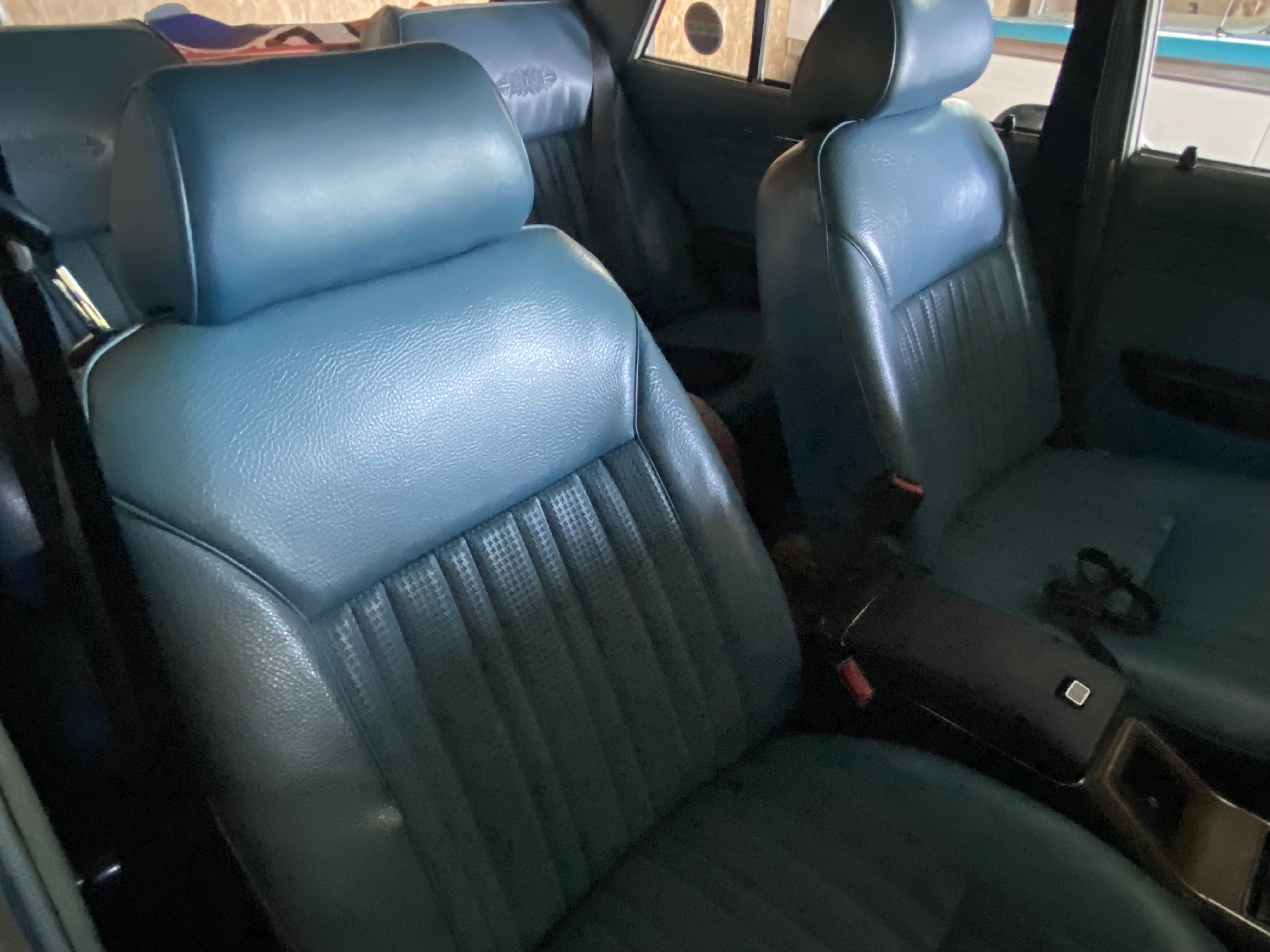 1975 DATSUN 260C AUTOMATIC SEDAN