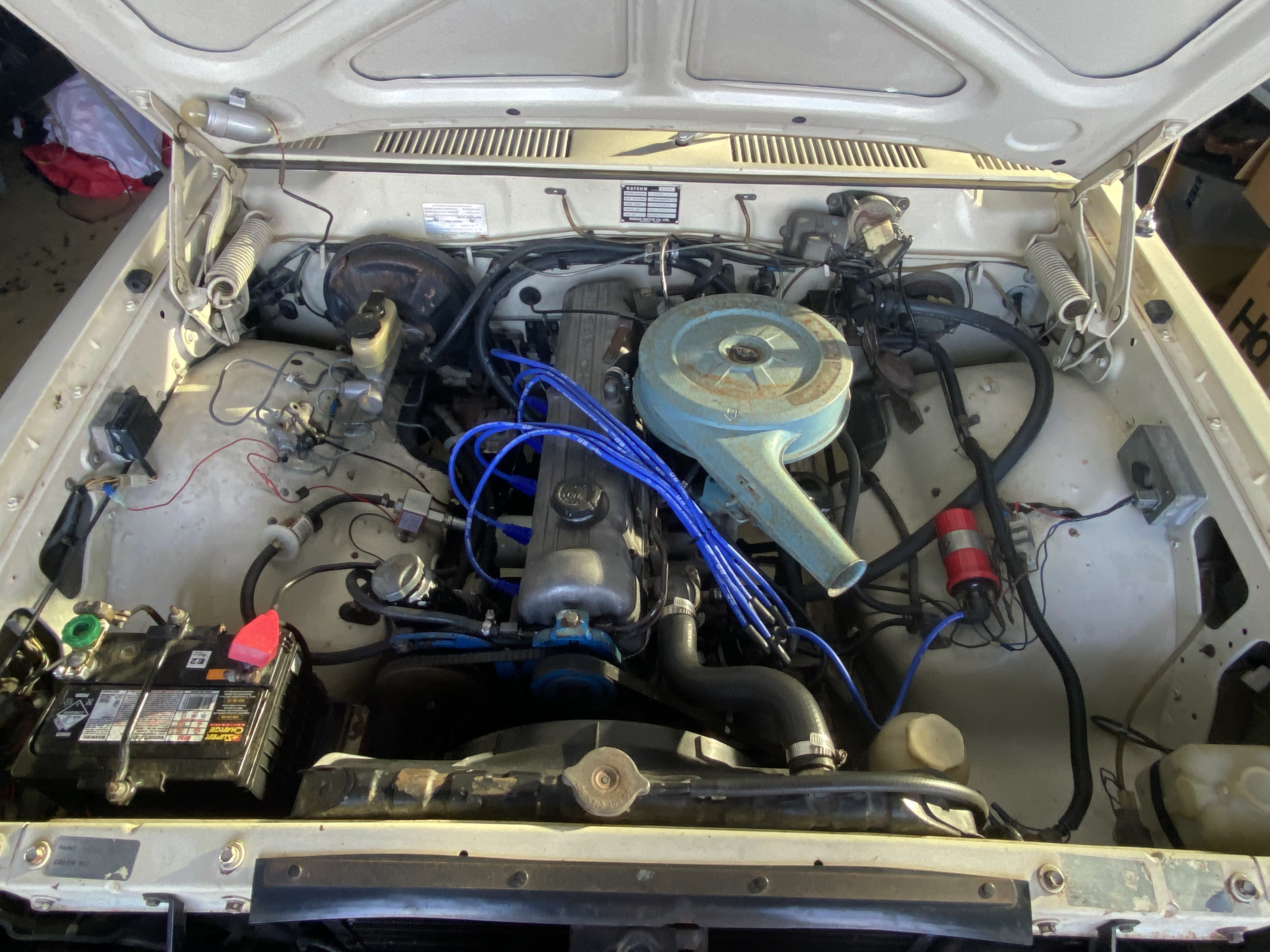 1975 DATSUN 260C AUTOMATIC SEDAN
