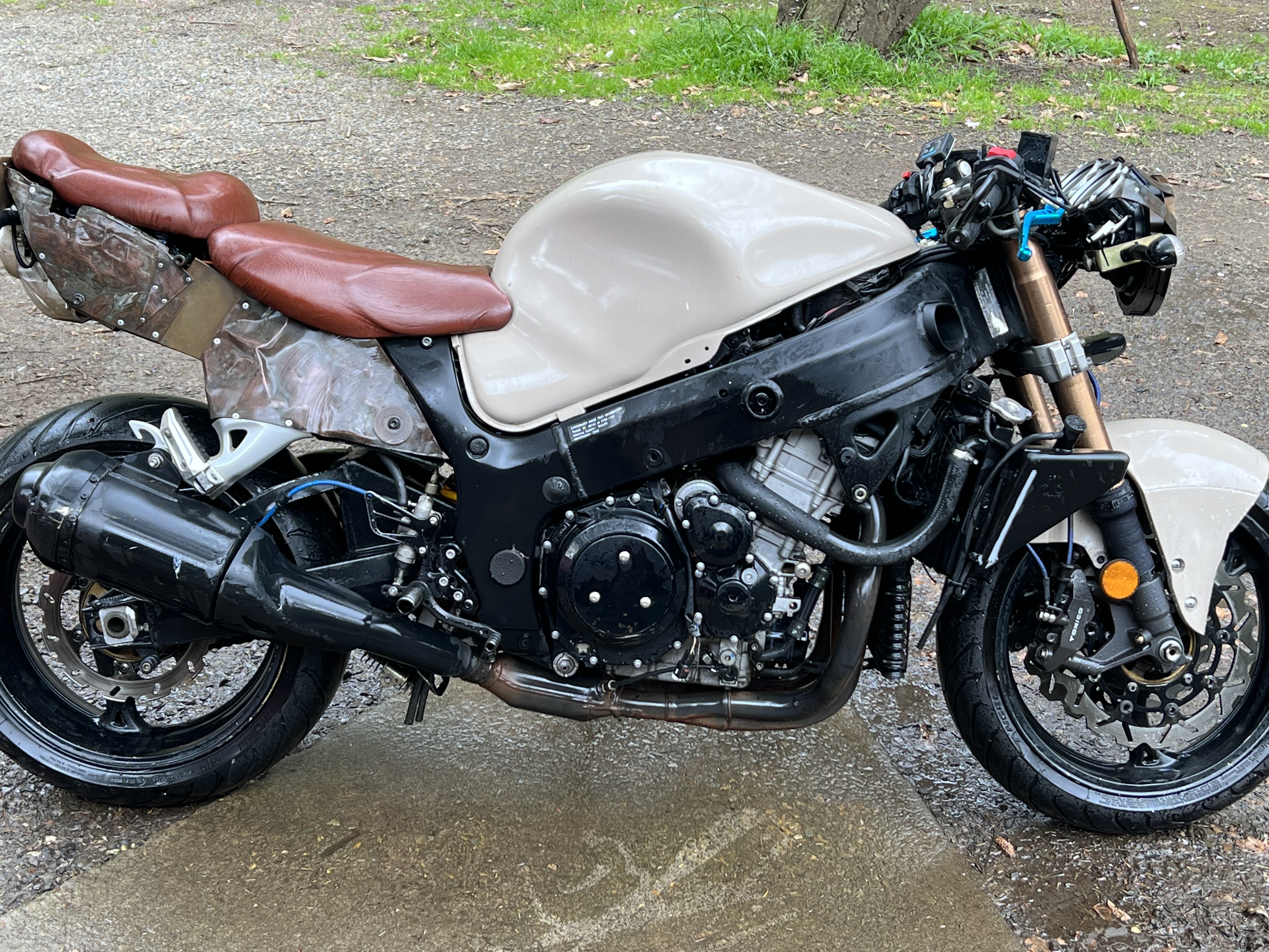 2007 SUZUKI GSX1300R HAYABUSA CUSTOM NAKED PROJECT
