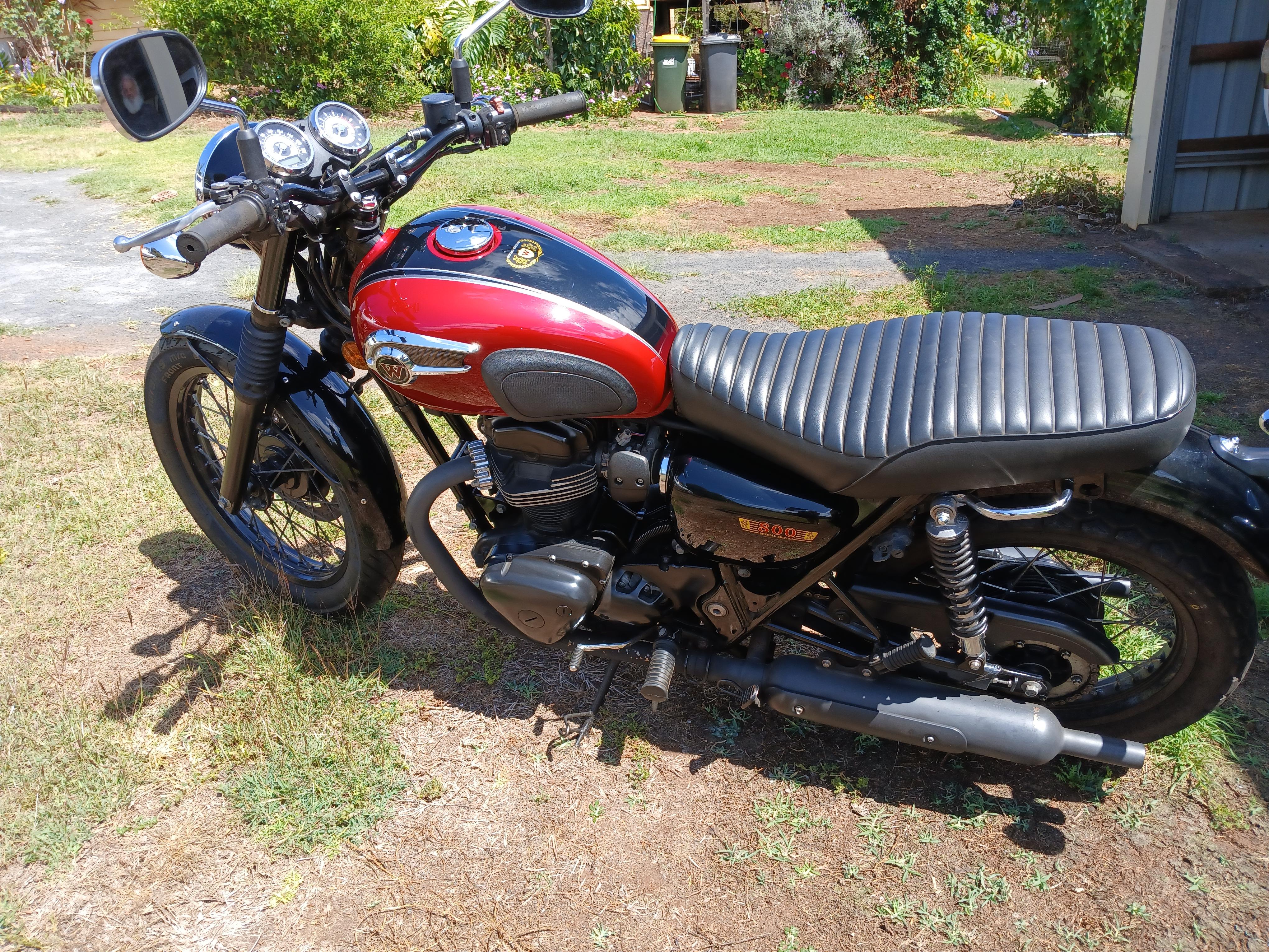 2012 KAWASAKI W800 ROAD
