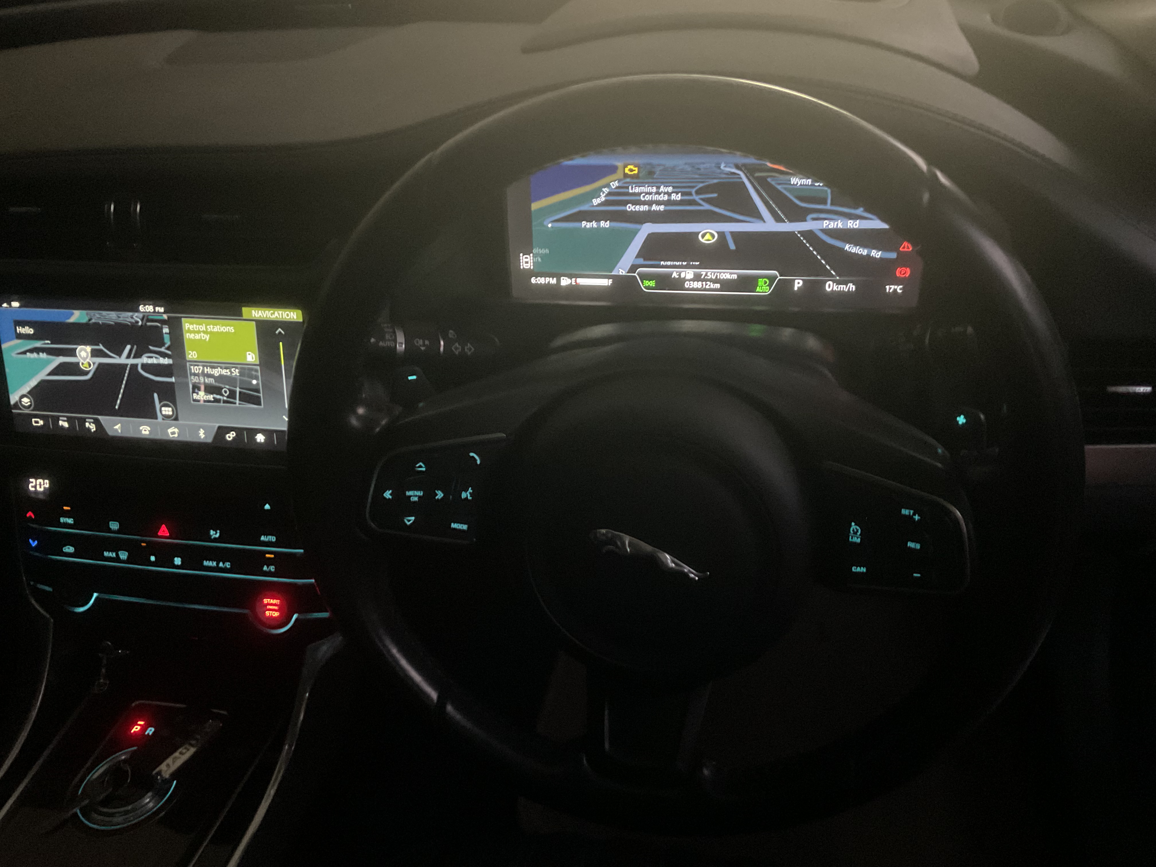 2017 JAGUAR XF X260 MY18 25t (184kW) PORTFOLIO 8 SP AUTOMATIC 4D SEDAN