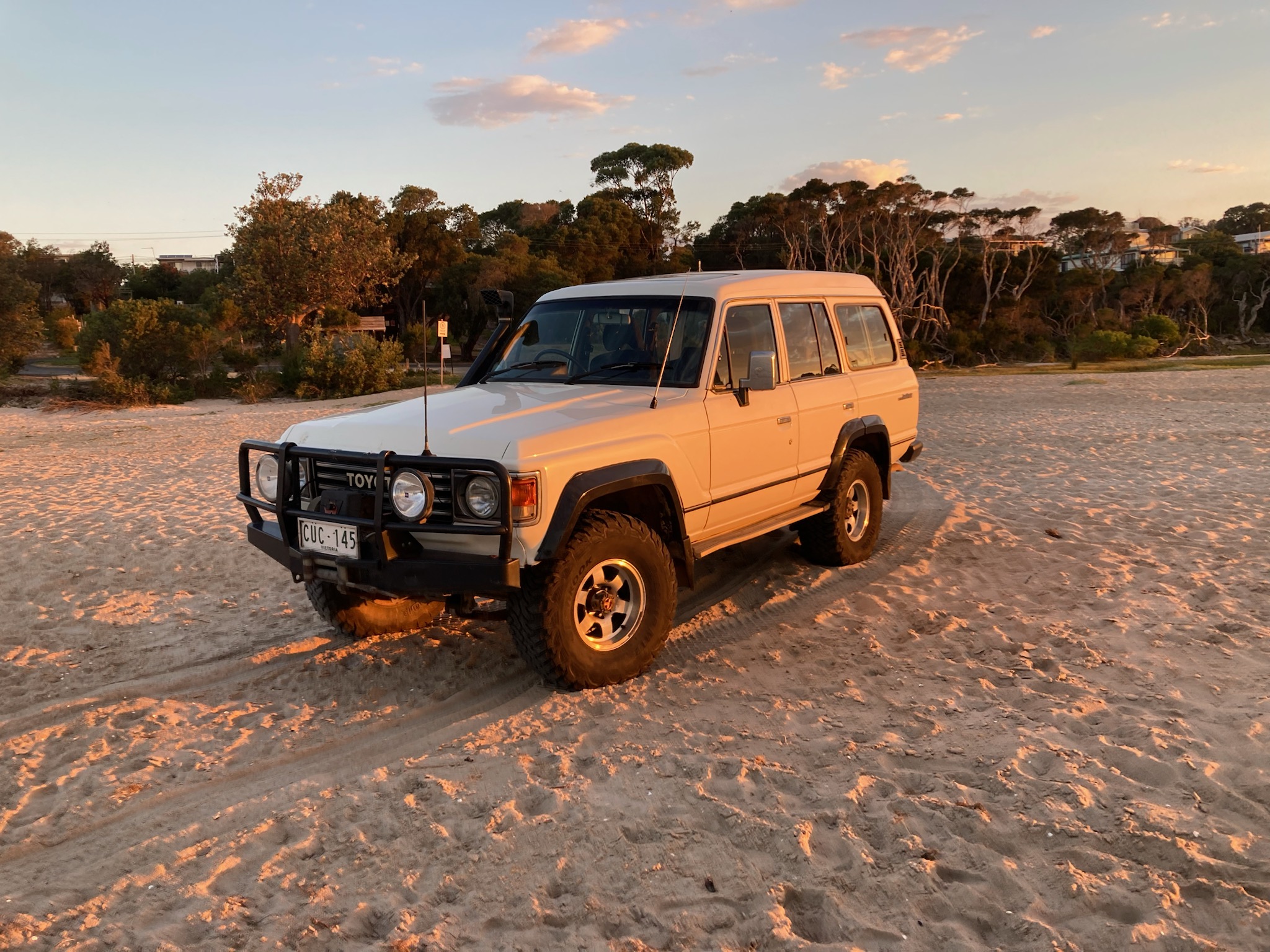 1986 TOYOTA LANDCRUISER WAGON