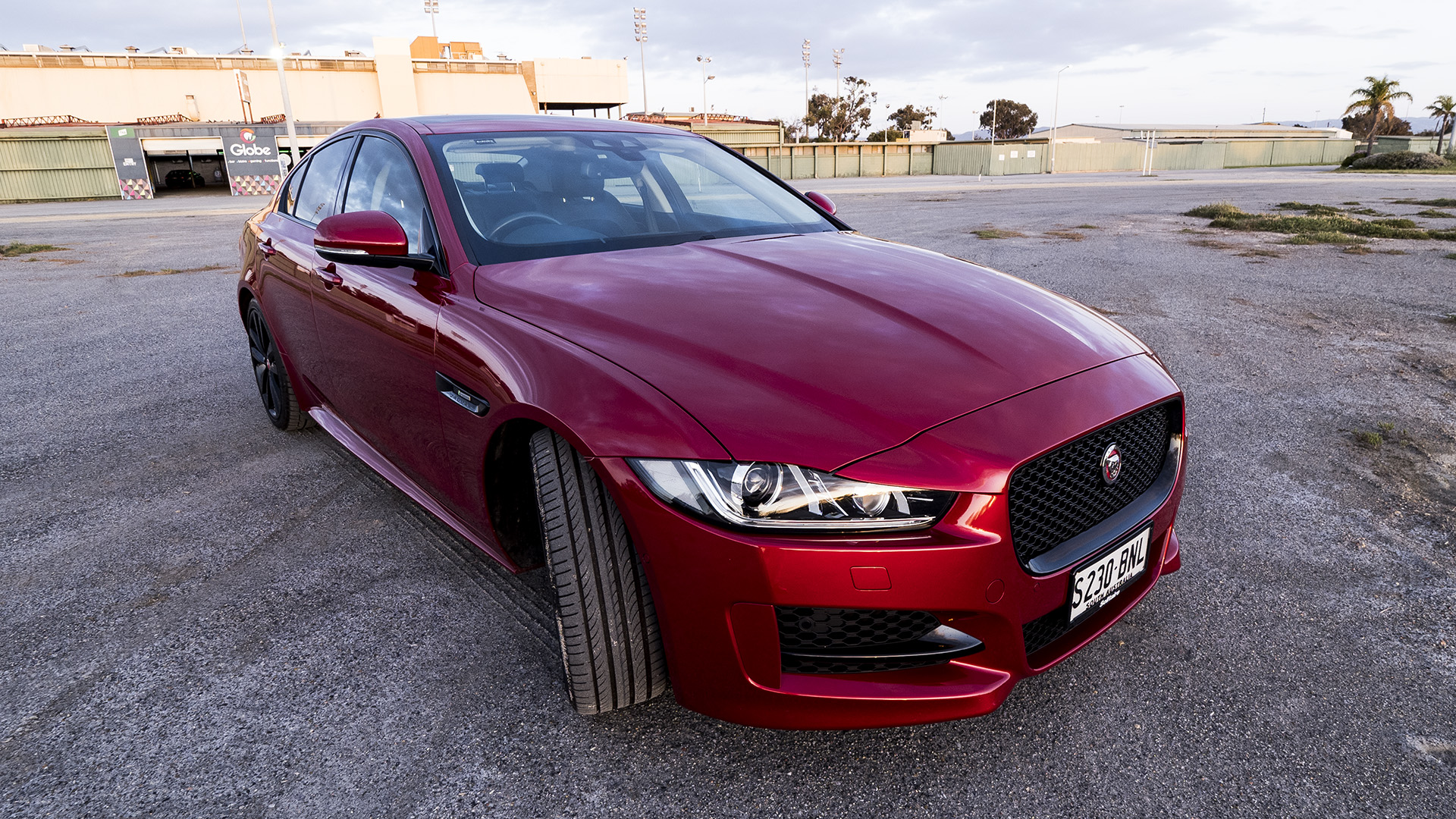2017 JAGUAR XE MY17 20t R-SPORT 8 SP AUTOMATIC 4D SEDAN