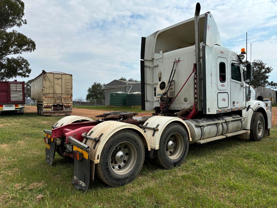 2012 FREIGHTLINER CORONADO PRIME MOVER