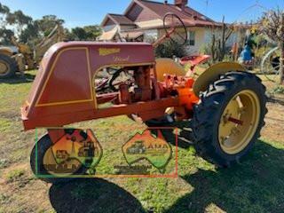 UNIQUE NEWMAN WD2 3 WHEEL DIESEL TRACTOR