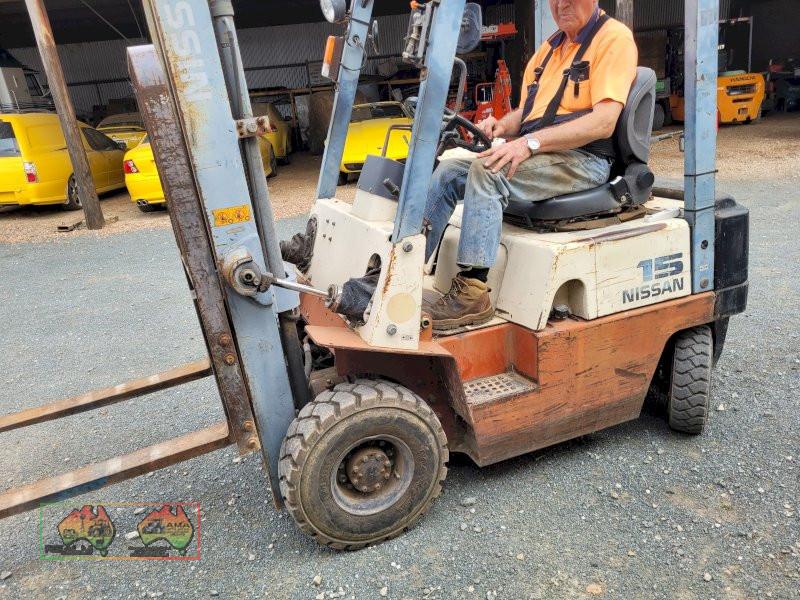 NISSAN 15 FORKLIFT