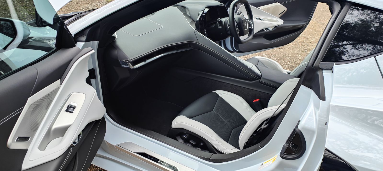 2023 CHEVROLET CORVETTE C8 STINGRAY 70TH ANNIVERSARY COUPE