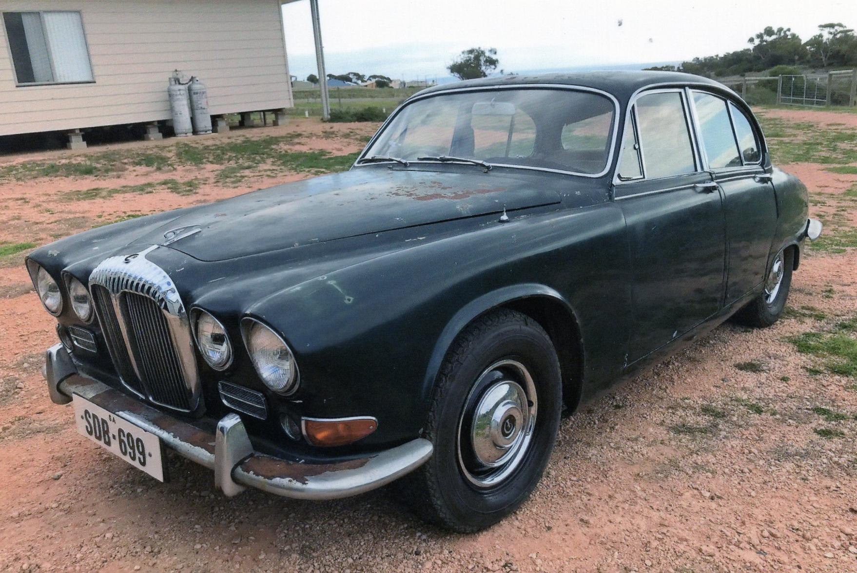 1968 DAIMLER SOVEREIGN SEDAN