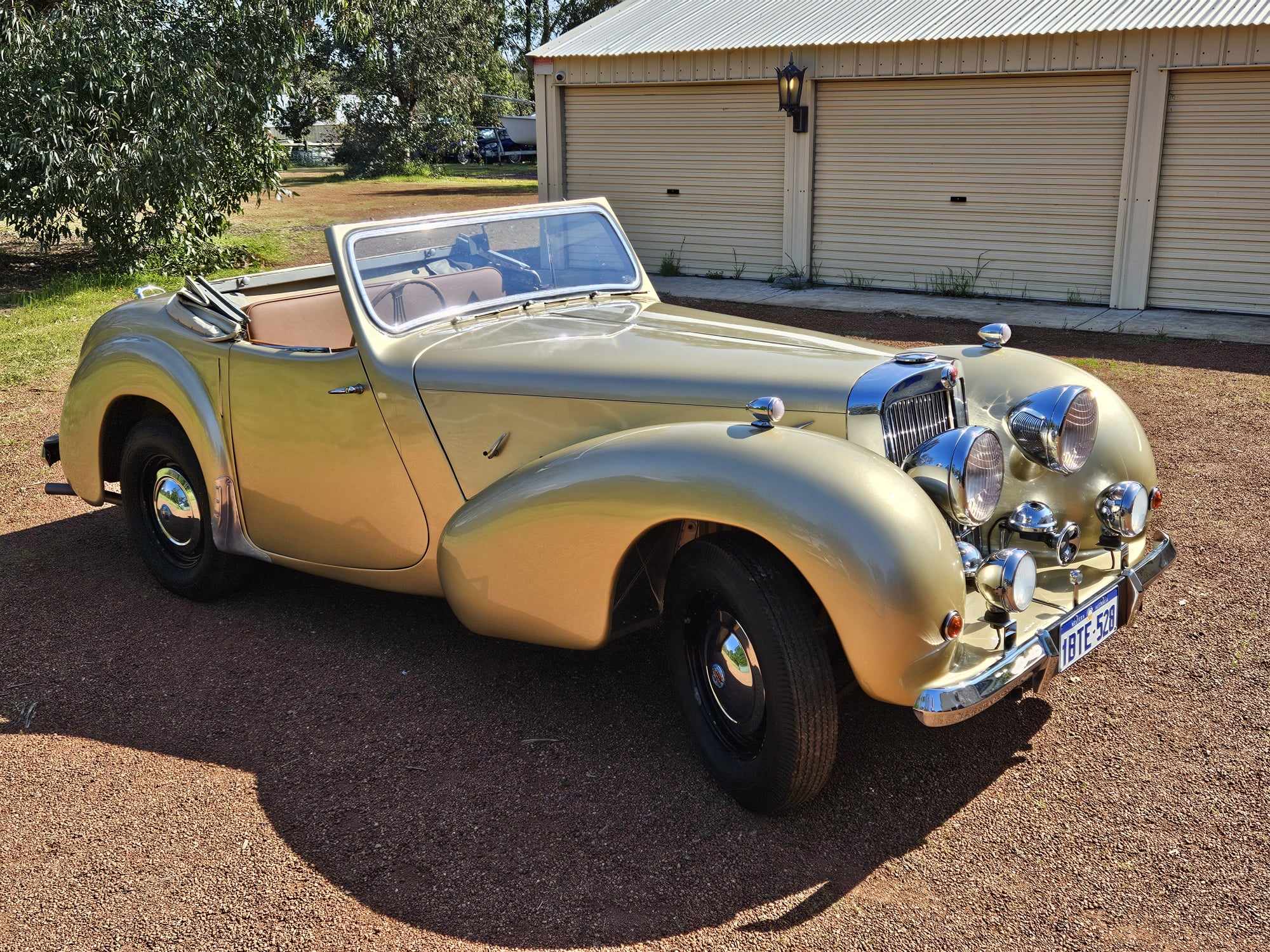 1949 TRIUMPH 2000 ROADSTER