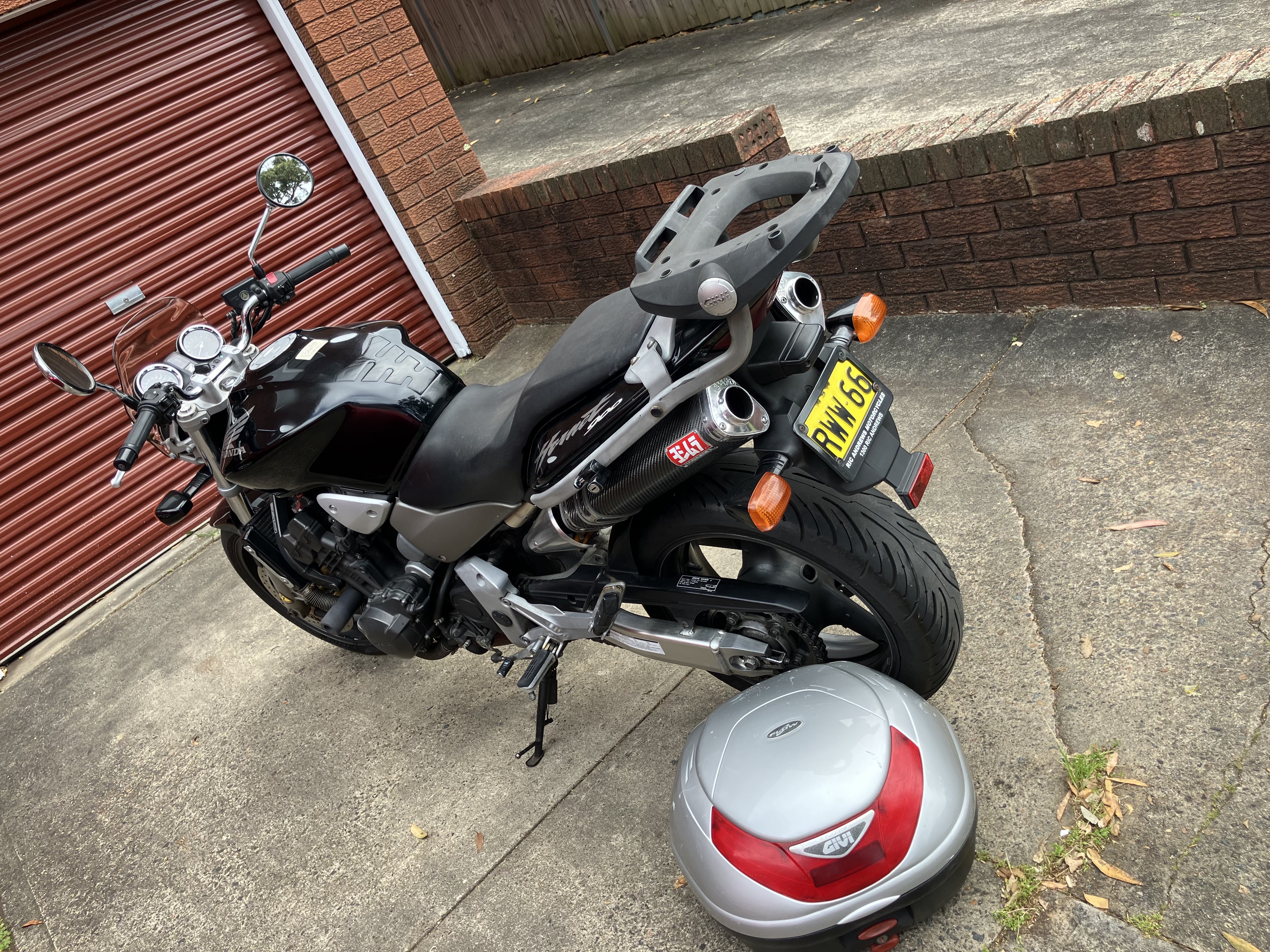 2007 HONDA CB900F HORNET ROAD