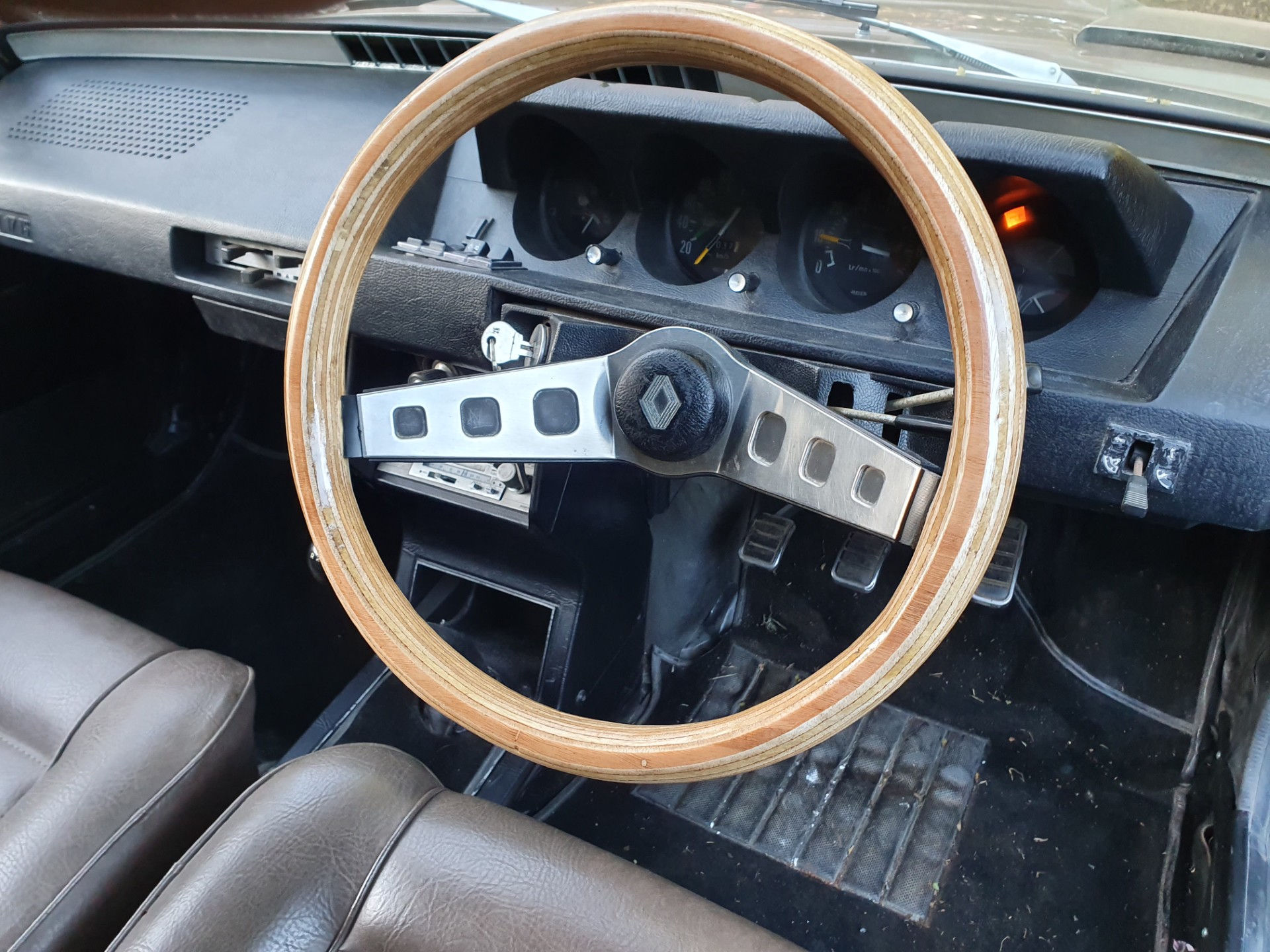 1974 RENAULT 17 TS 2D COUPE 