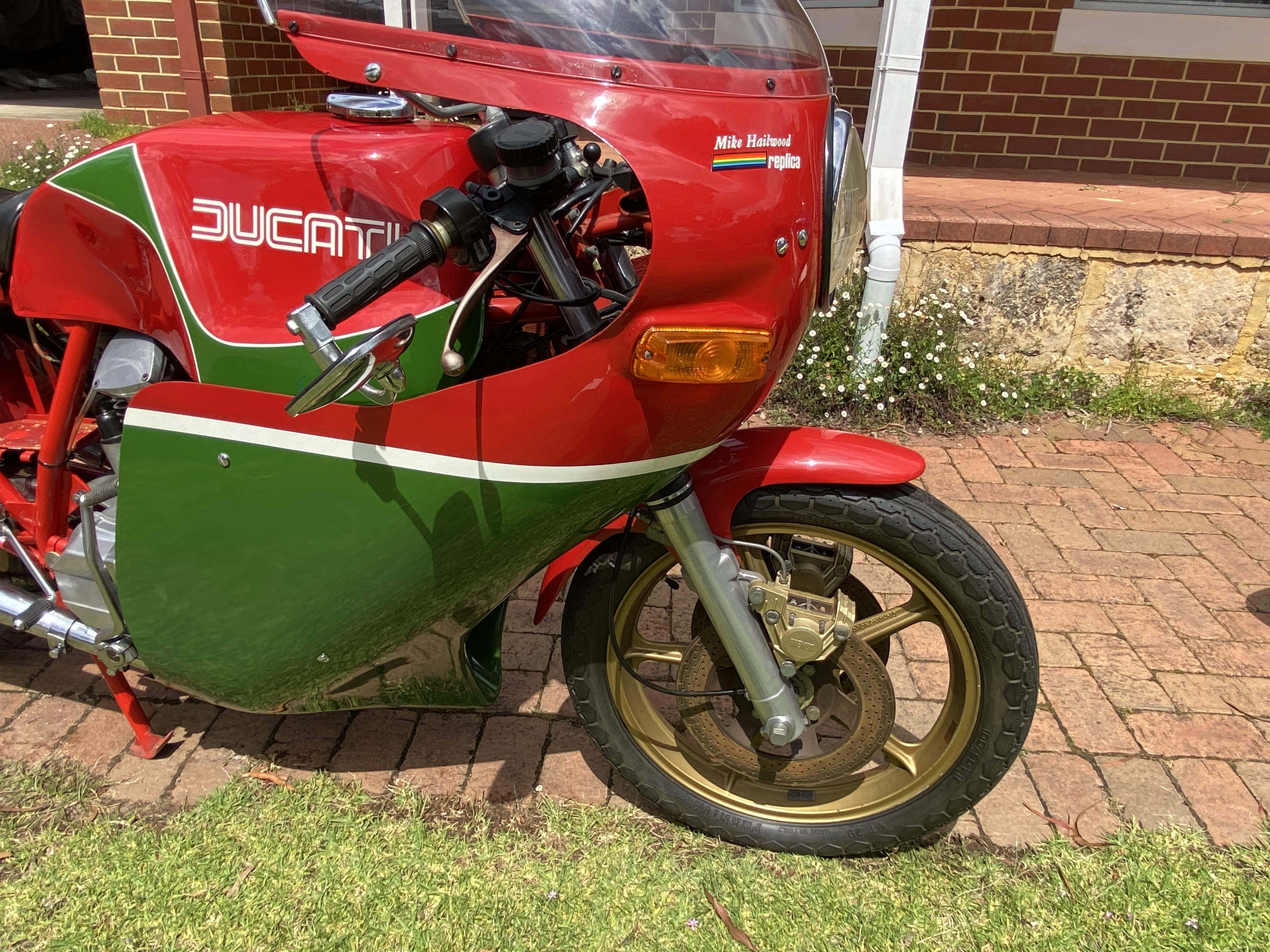 1979 DUCATI 900 MIKE HAILWOOD REPLICA ROAD
