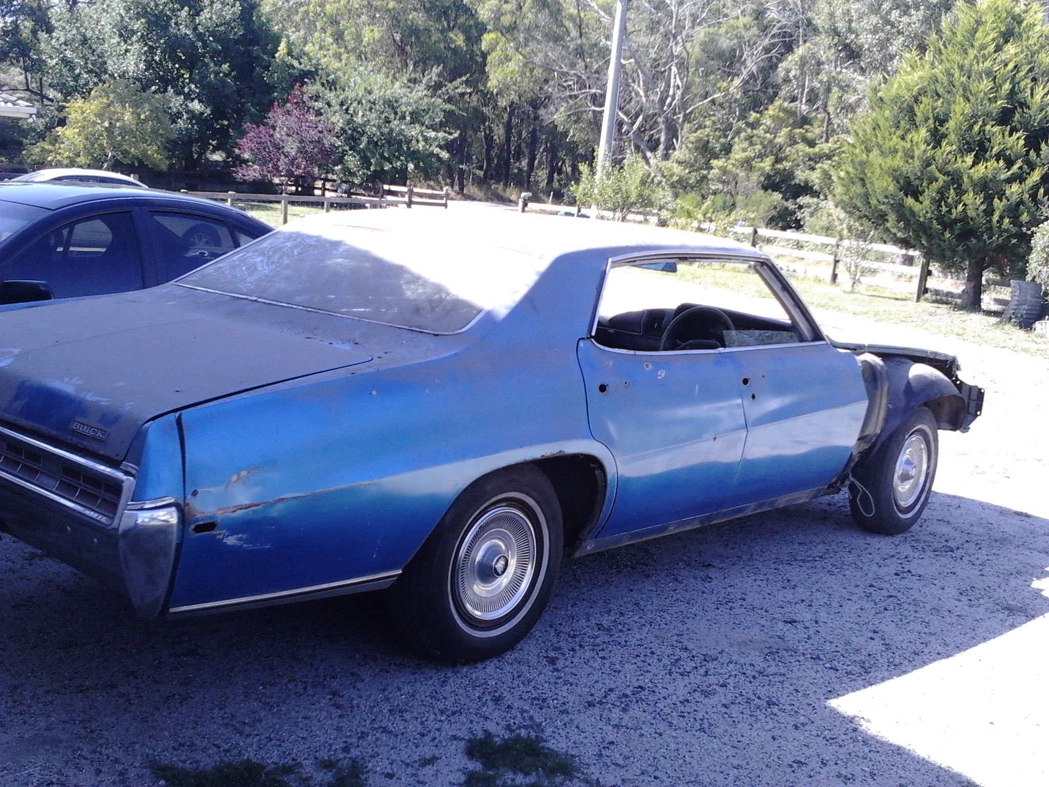1969 BUICK WILDCAT 4 DOOR PILLARLESS SEDAN