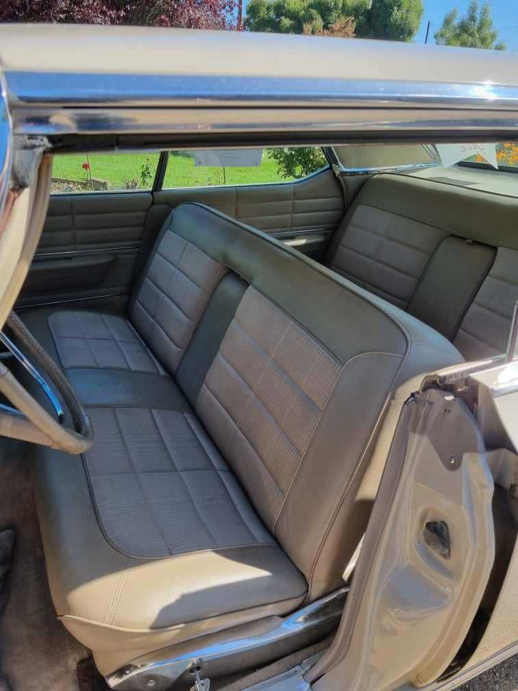 1963 CHRYSLER NEW YORKER AUTOMATIC SEDAN