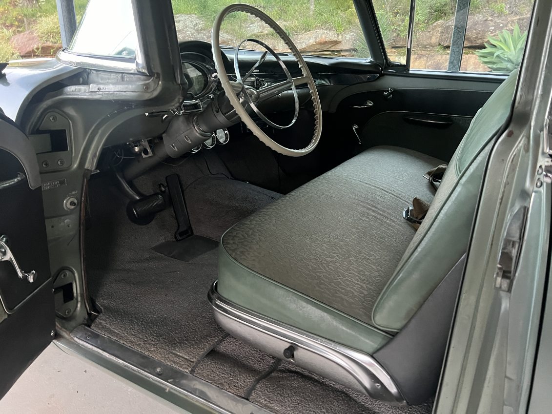 1957 OLDSMOBILE SUPER 88 SEDAN