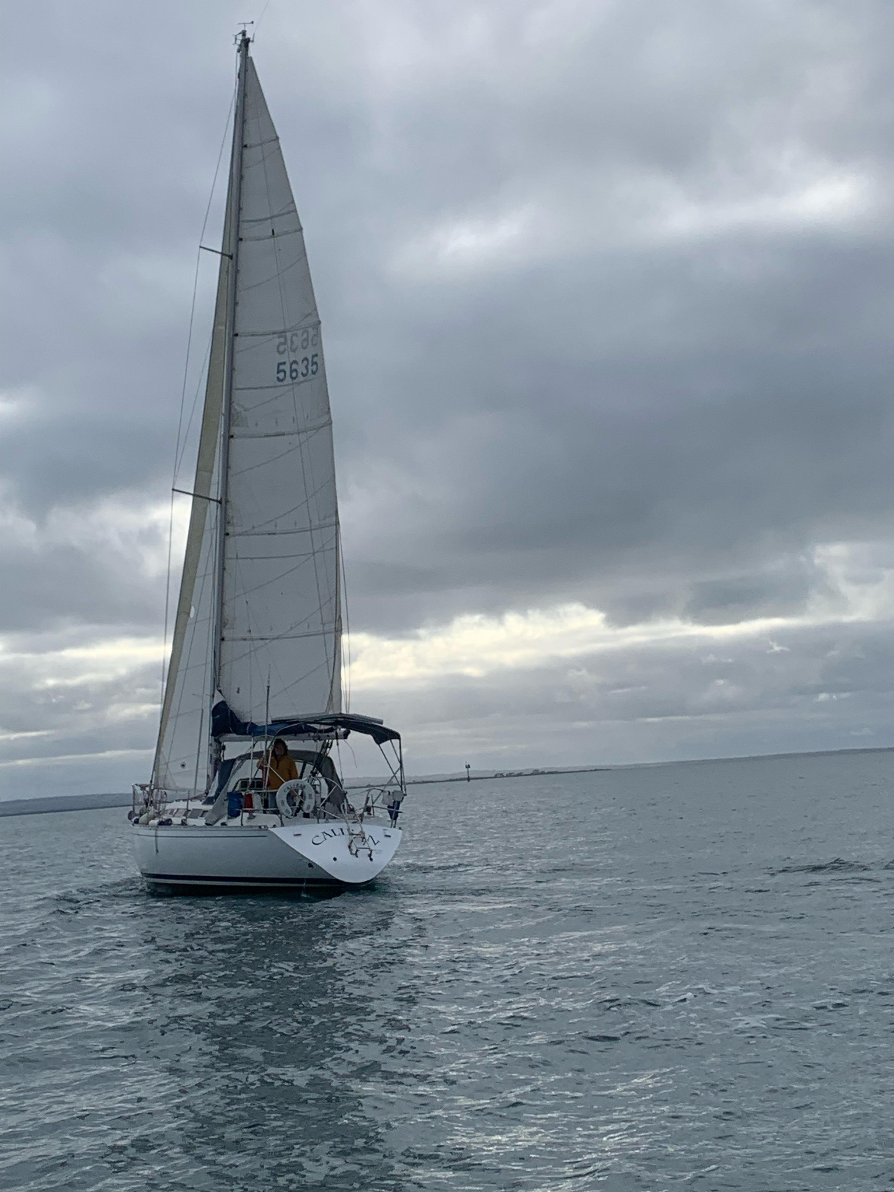 1987 BENETEAU FIRST 375 YACHT