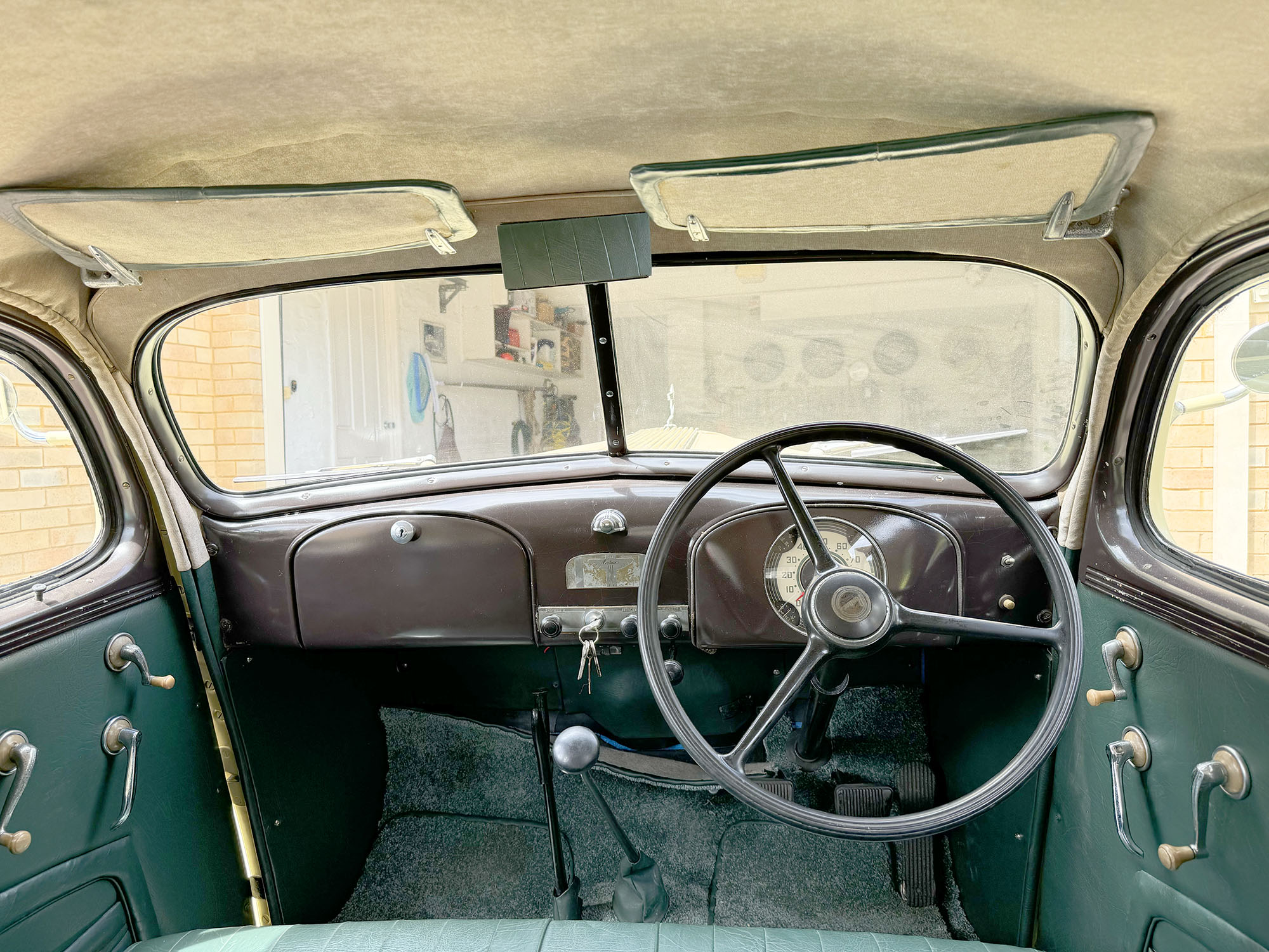 1936 PONTIAC SIX SEDAN