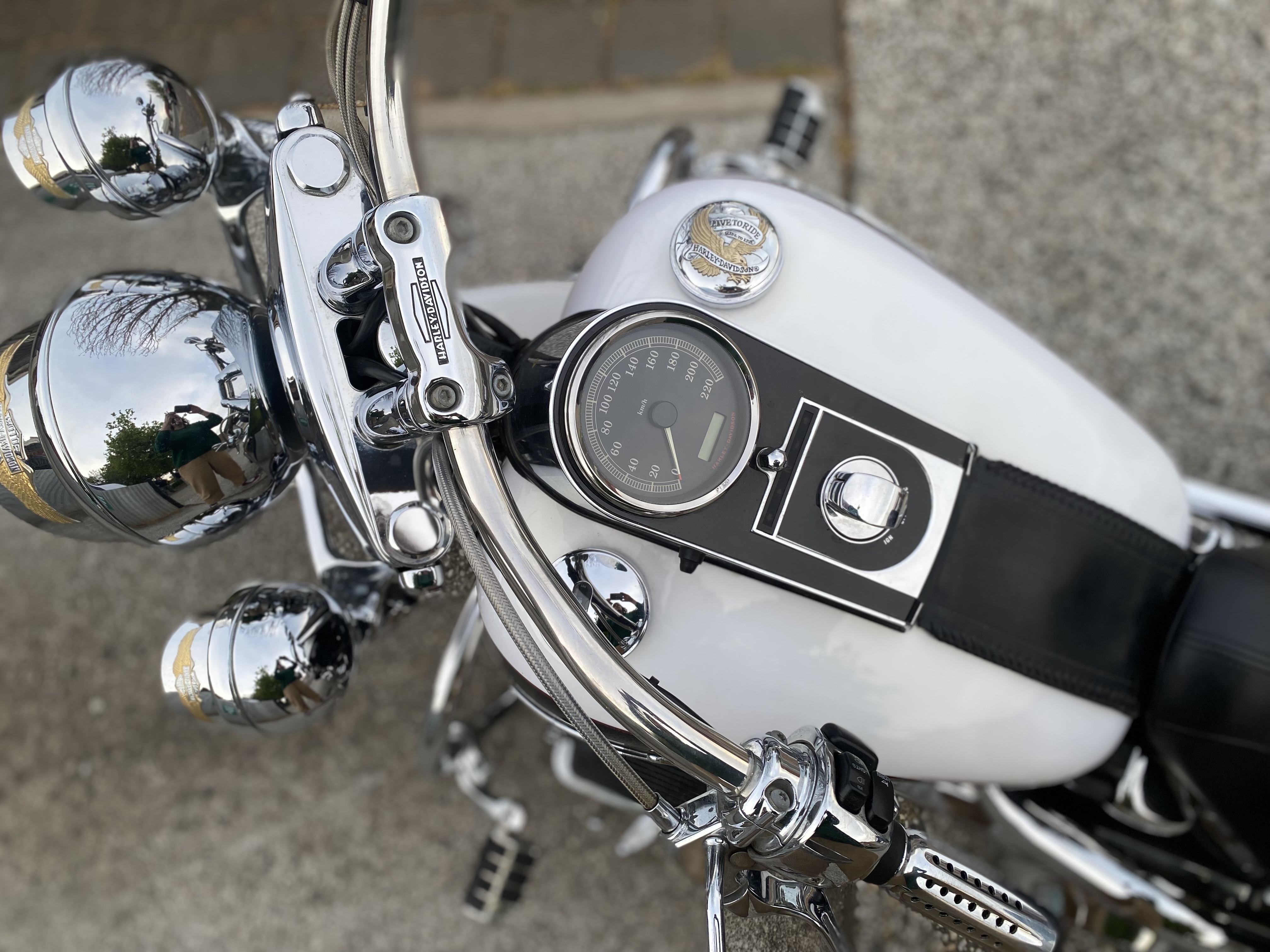 2007 HARLEY-DAVIDSON FLSTN SOFTAIL DELUXE CRUISER