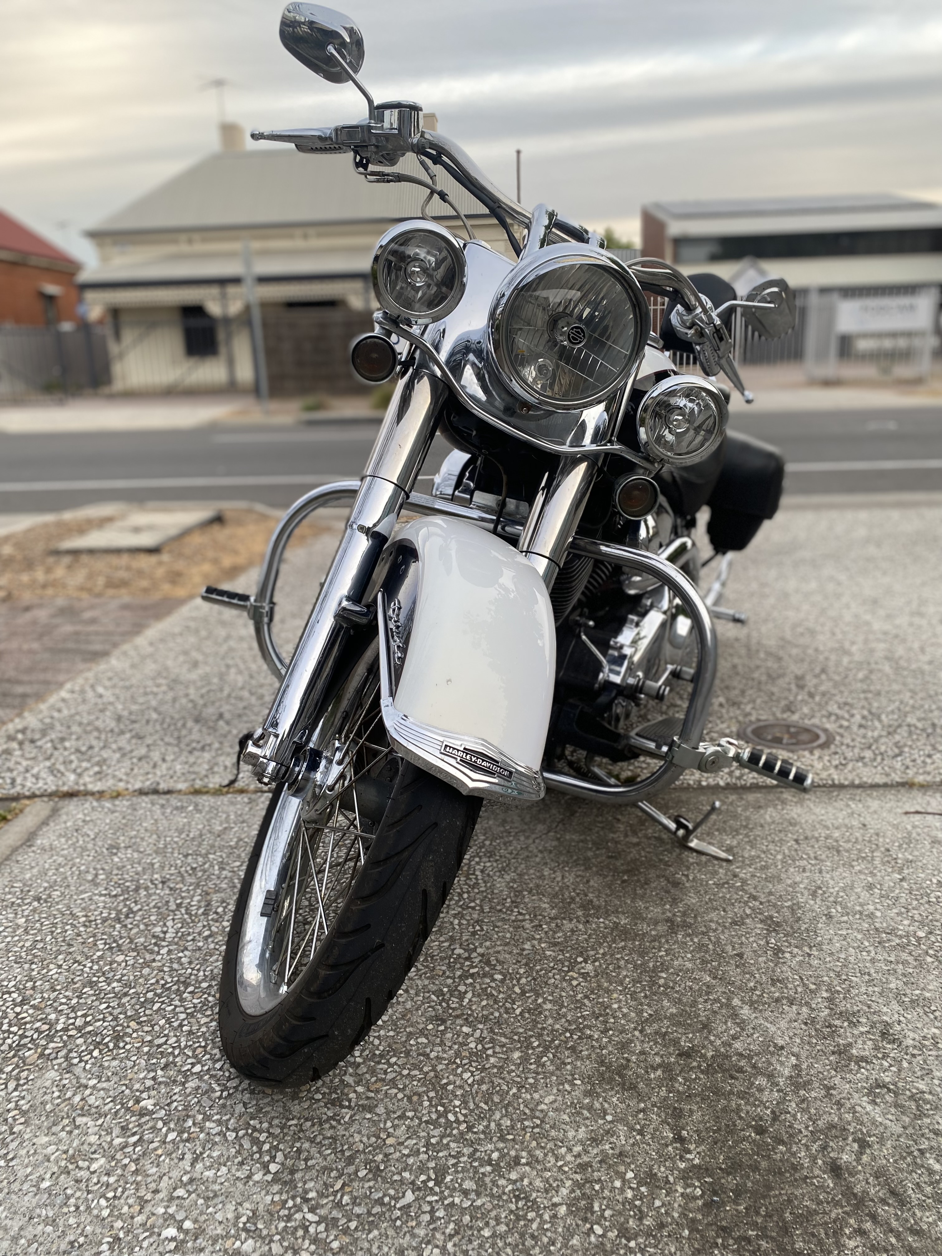 2007 HARLEY-DAVIDSON FLSTN SOFTAIL DELUXE CRUISER
