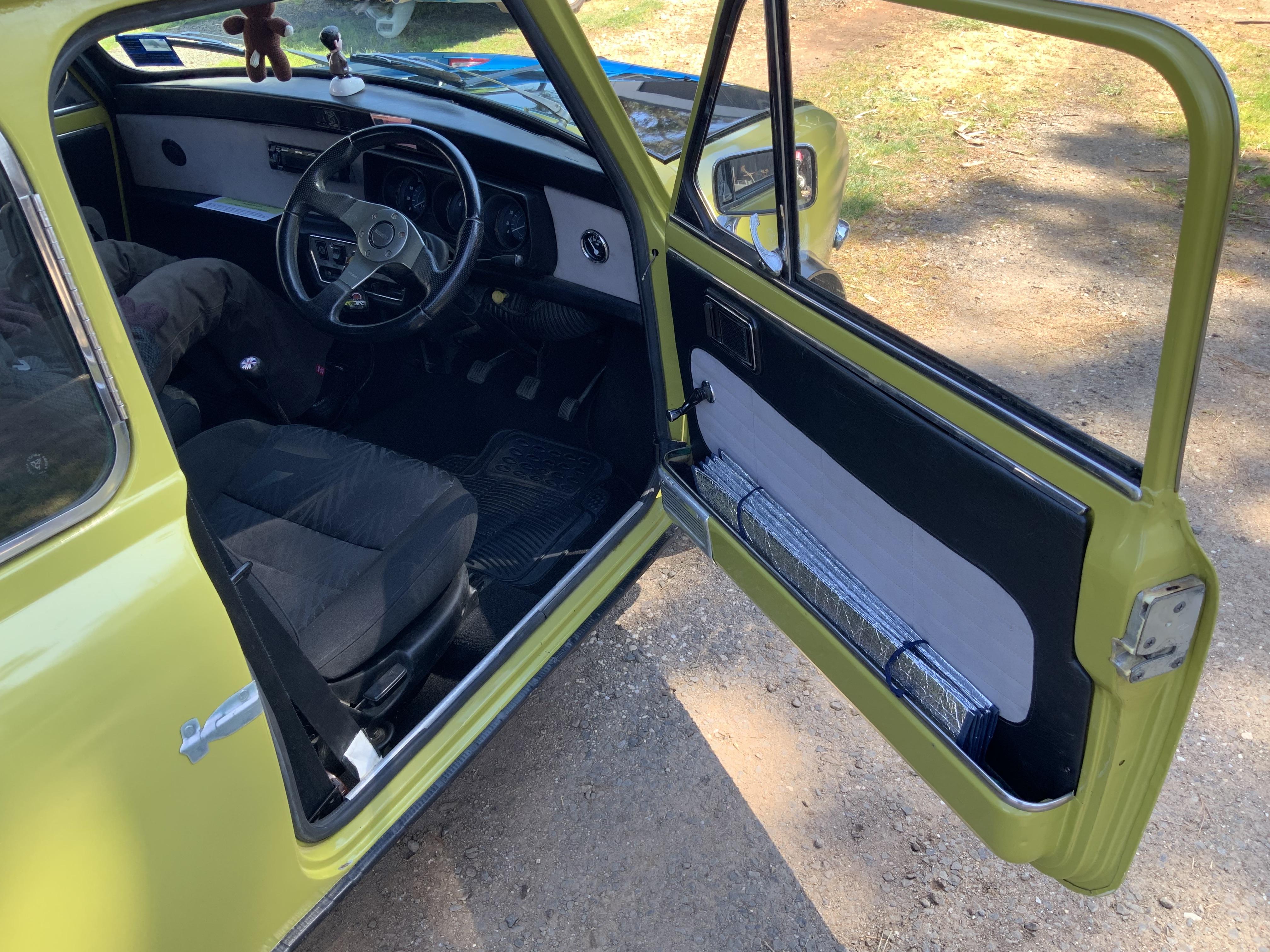 1971 LEYLAND MINI SEDAN