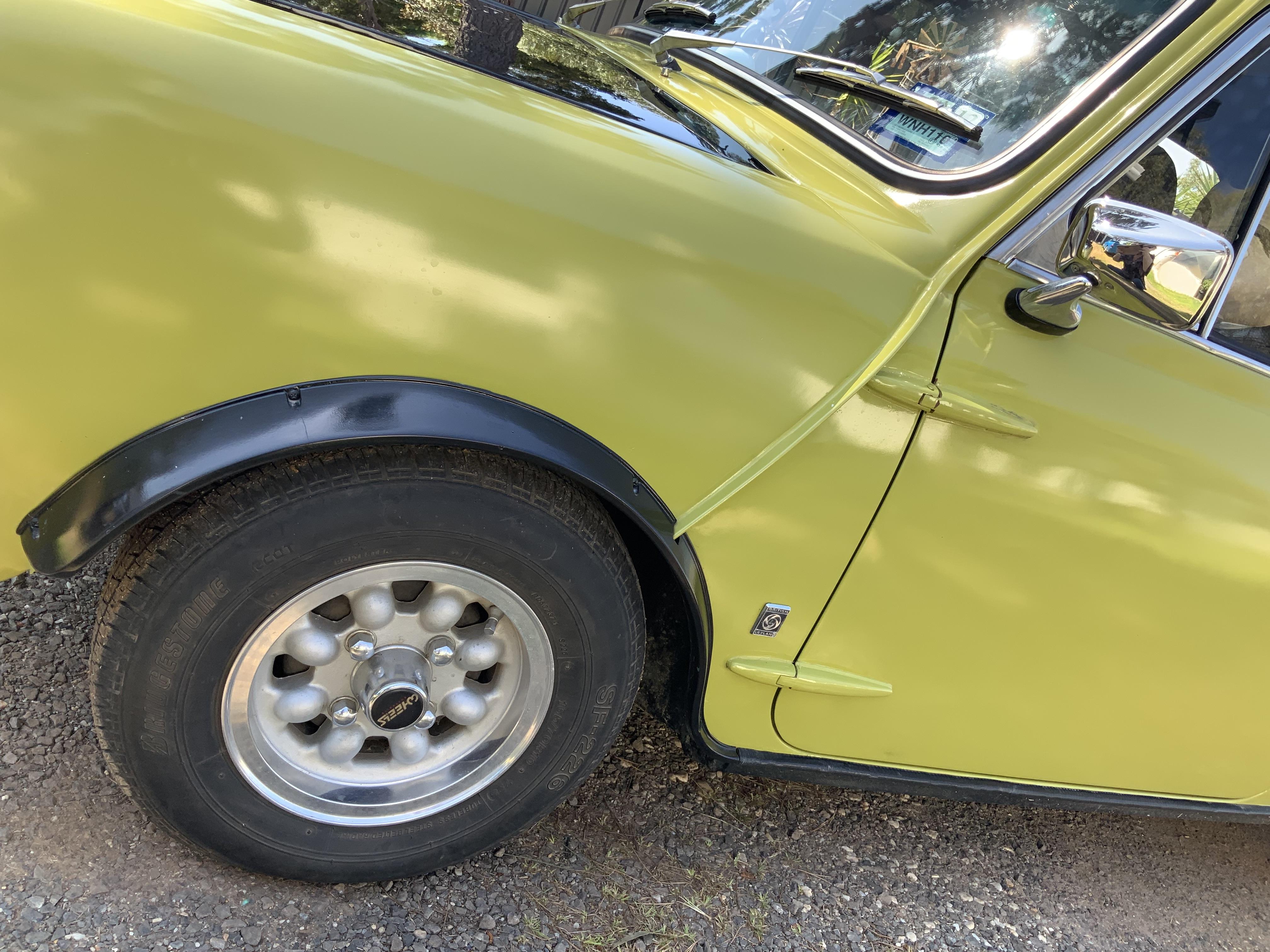 1971 LEYLAND MINI SEDAN