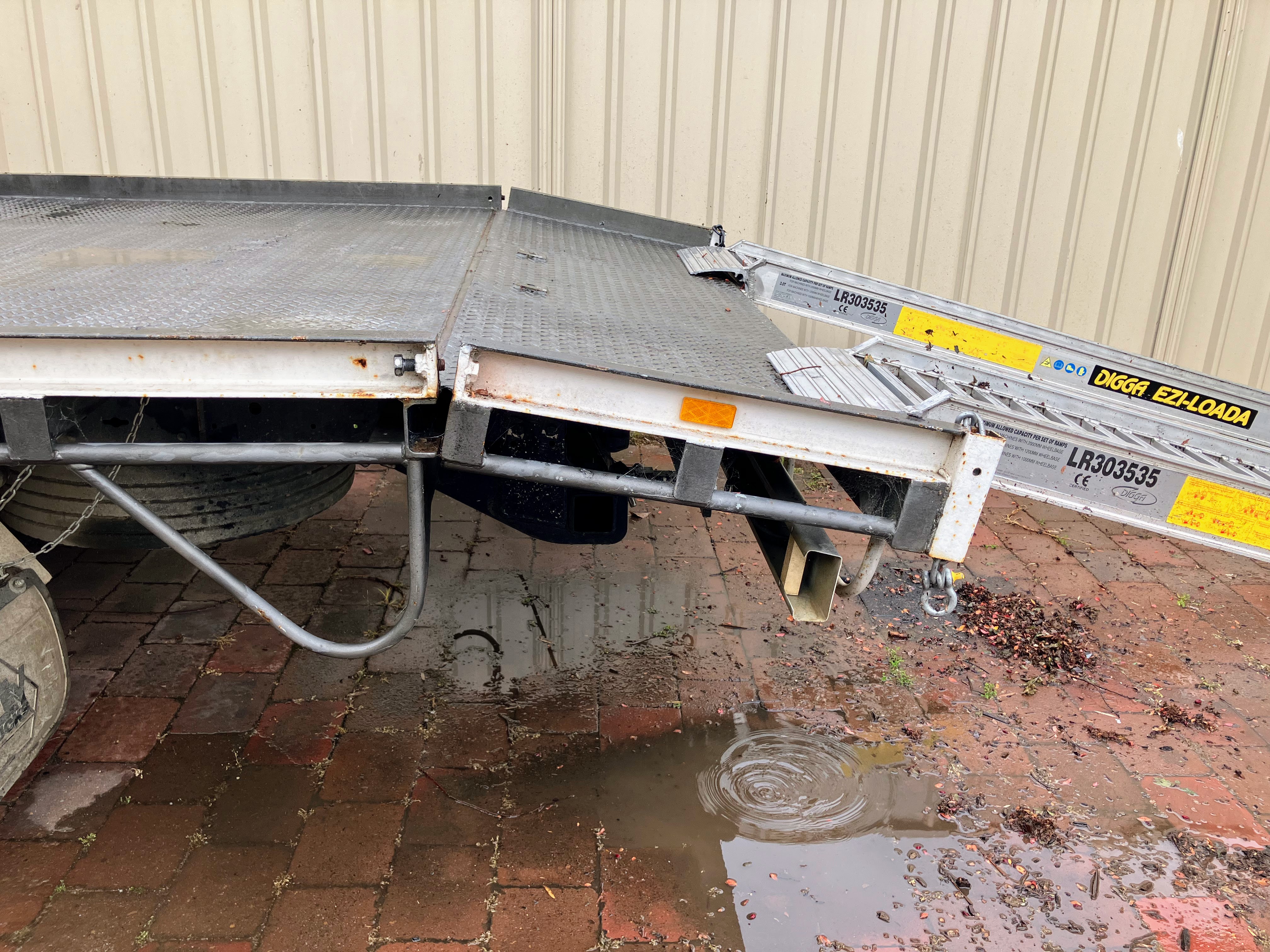2004 MITSUBISHI CANTER DUAL CAB BEAVER TAIL CAR TRANSPORTER