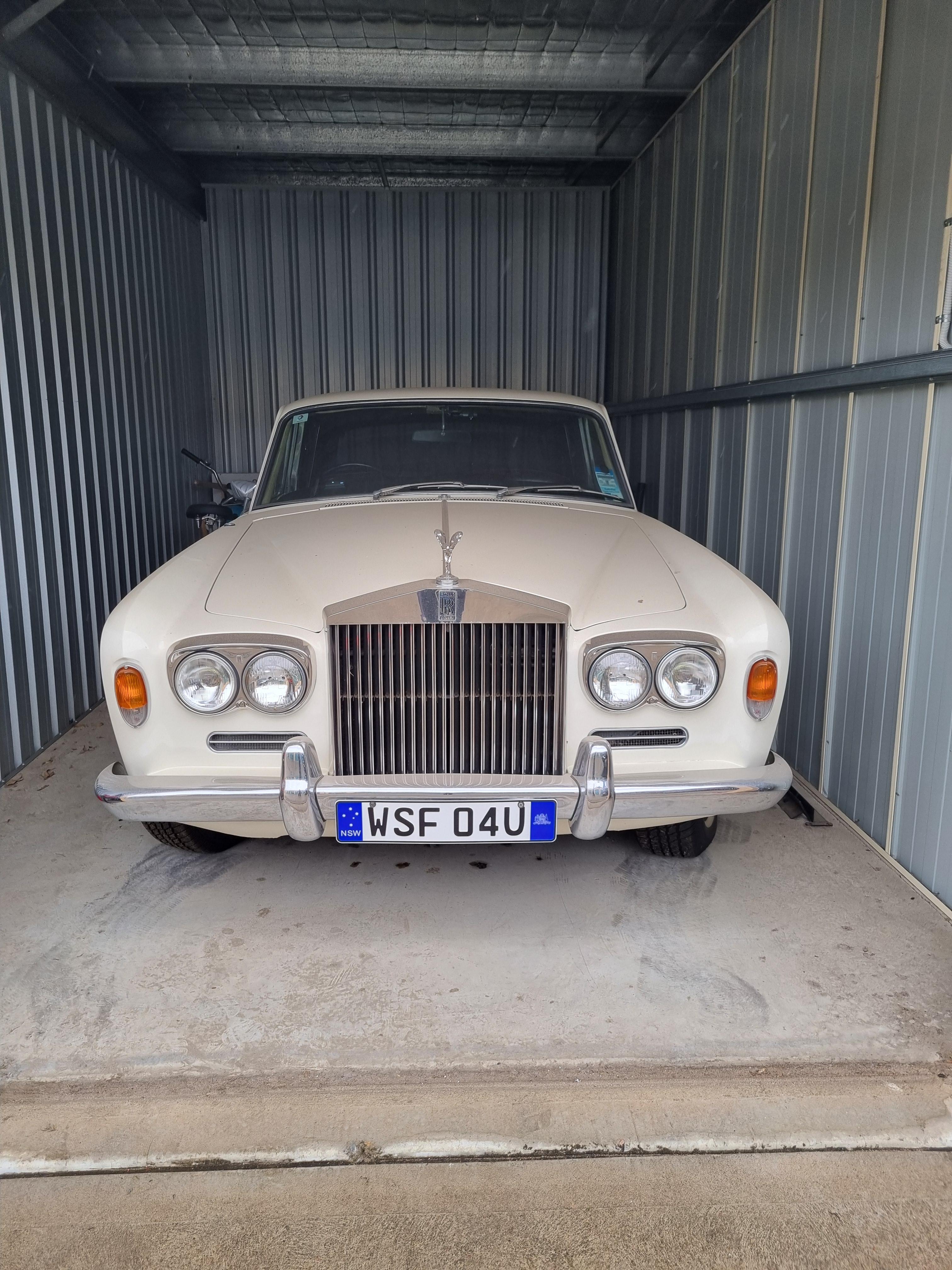 1970 ROLLS-ROYCE SILVER SHADOW 4D SEDAN