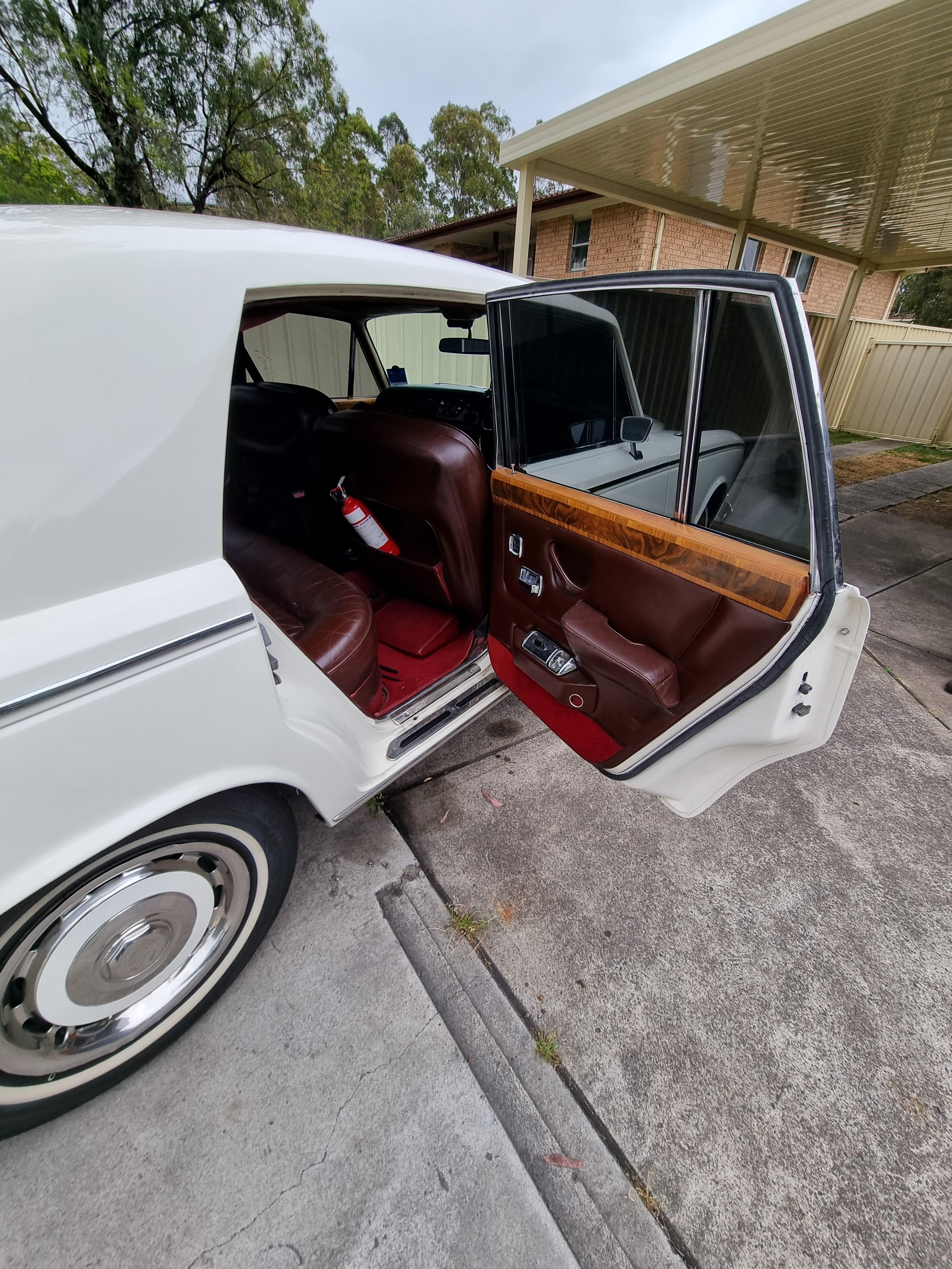 1970 ROLLS-ROYCE SILVER SHADOW 4D SEDAN