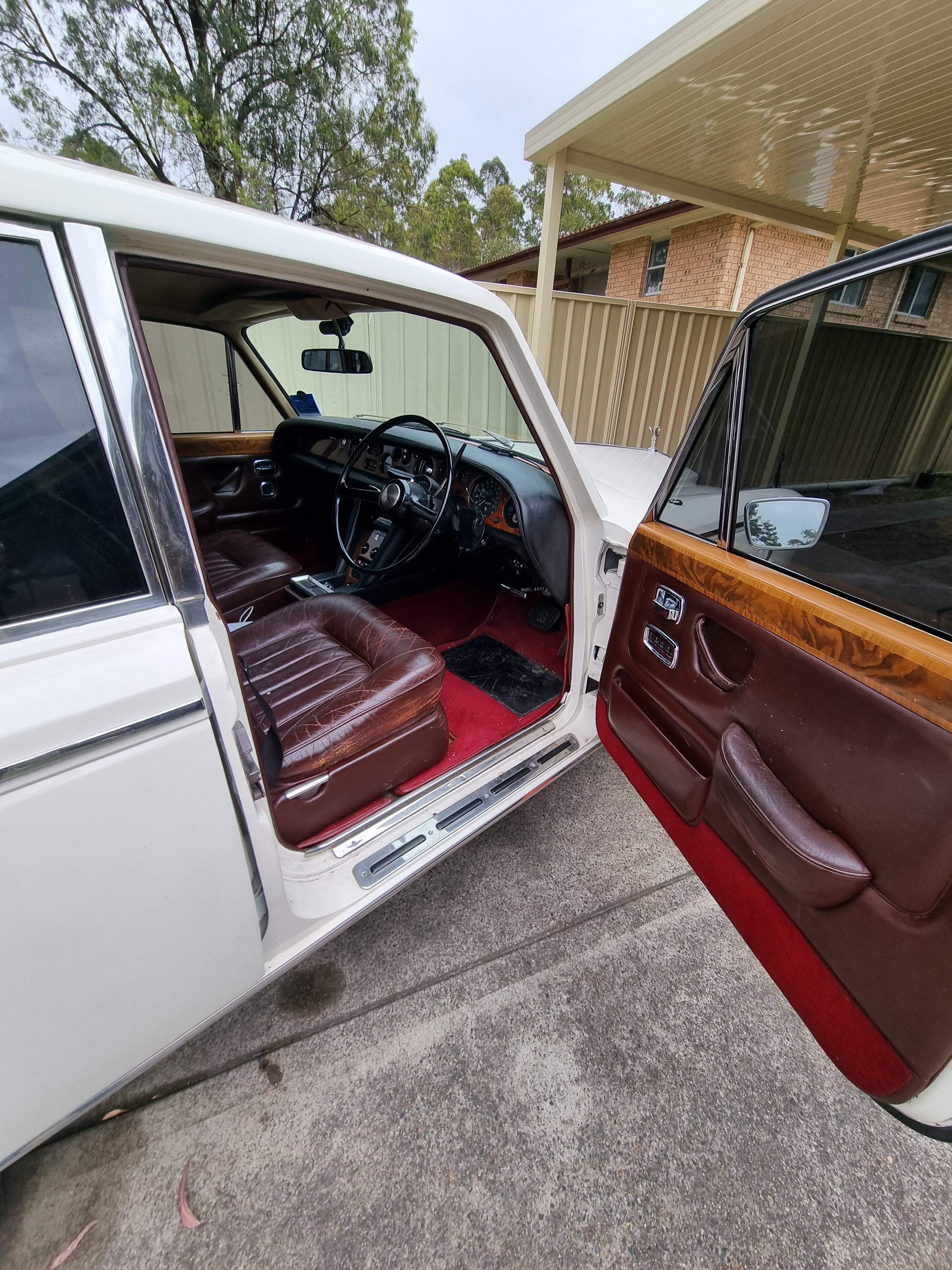 1970 ROLLS-ROYCE SILVER SHADOW 4D SEDAN