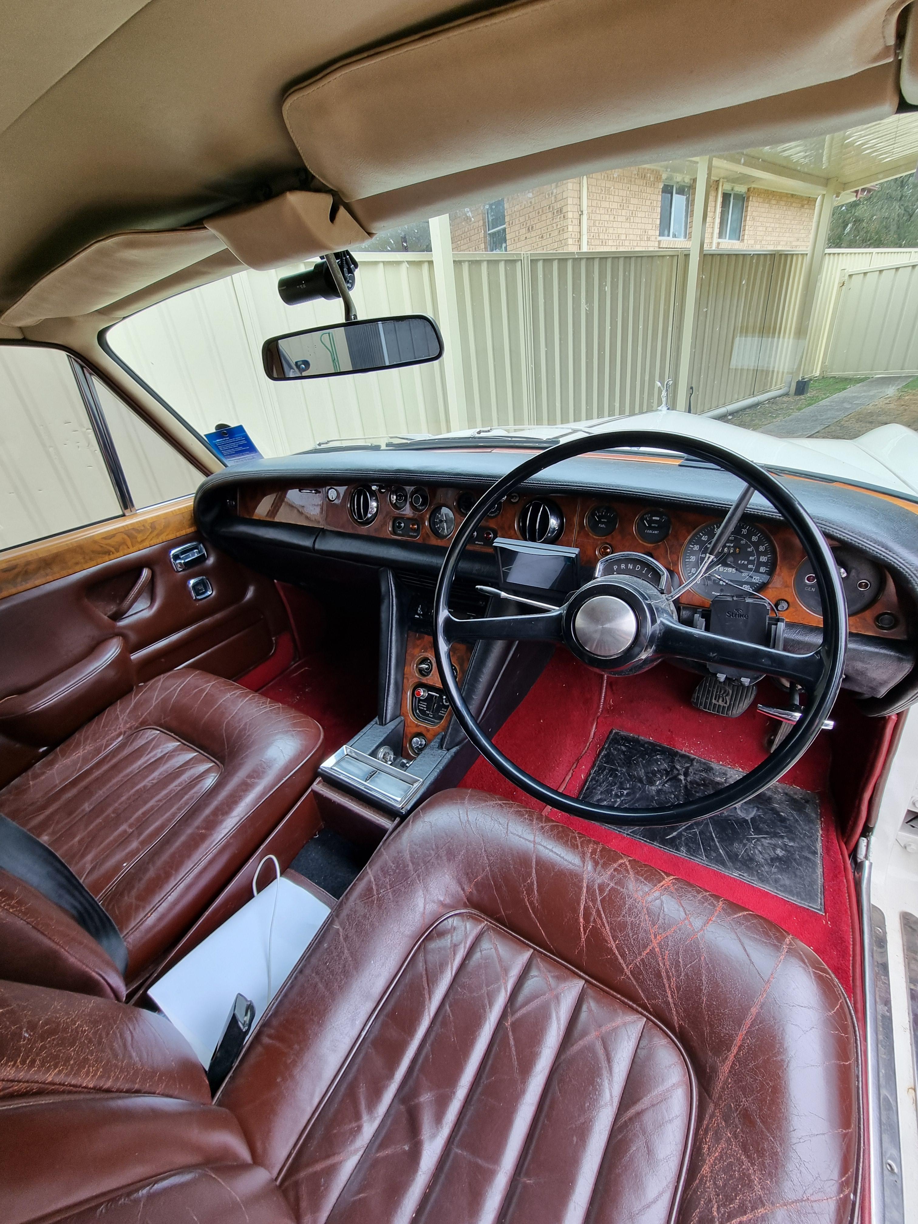 1970 ROLLS-ROYCE SILVER SHADOW 4D SEDAN