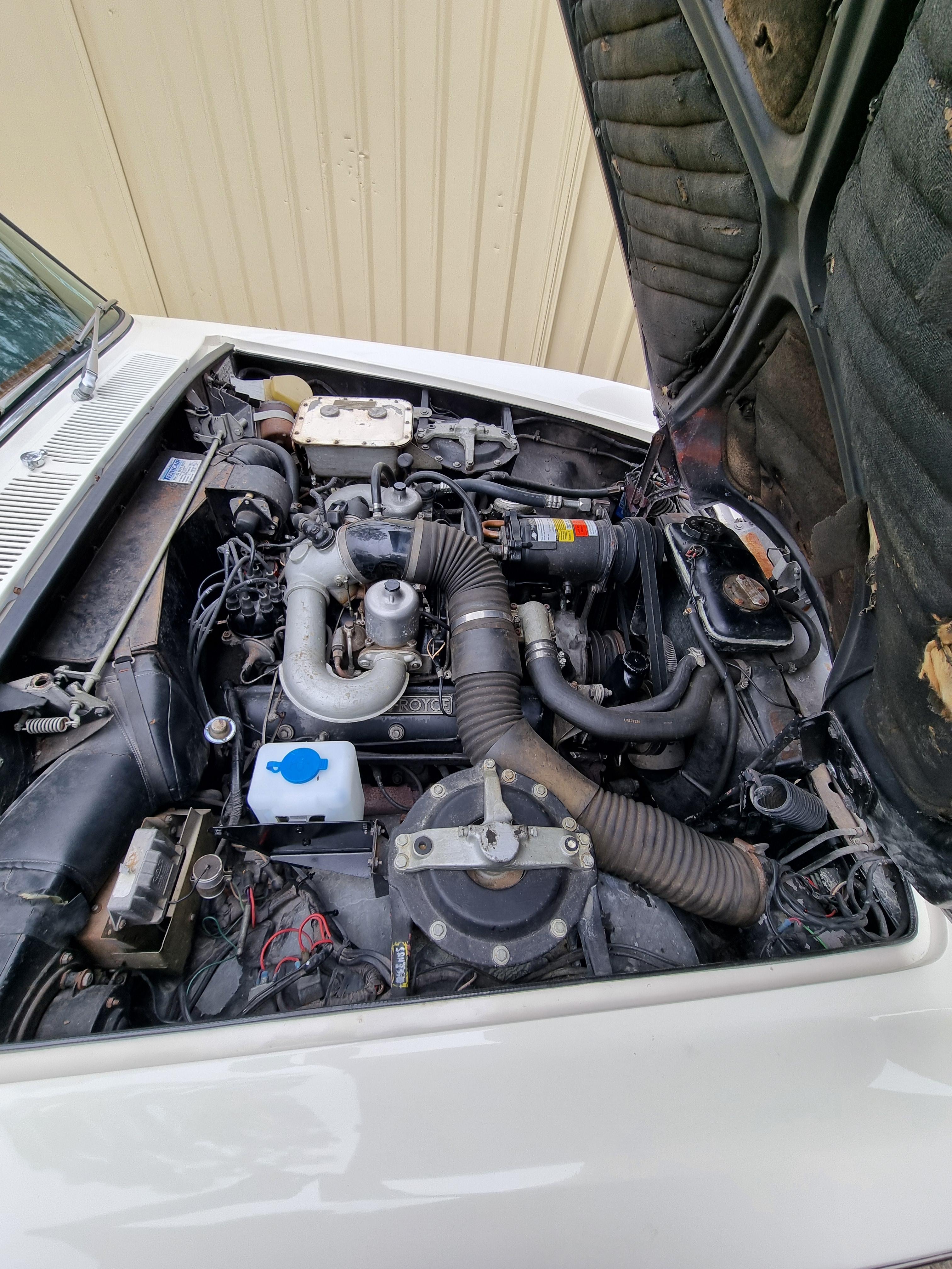 1970 ROLLS-ROYCE SILVER SHADOW 4D SEDAN