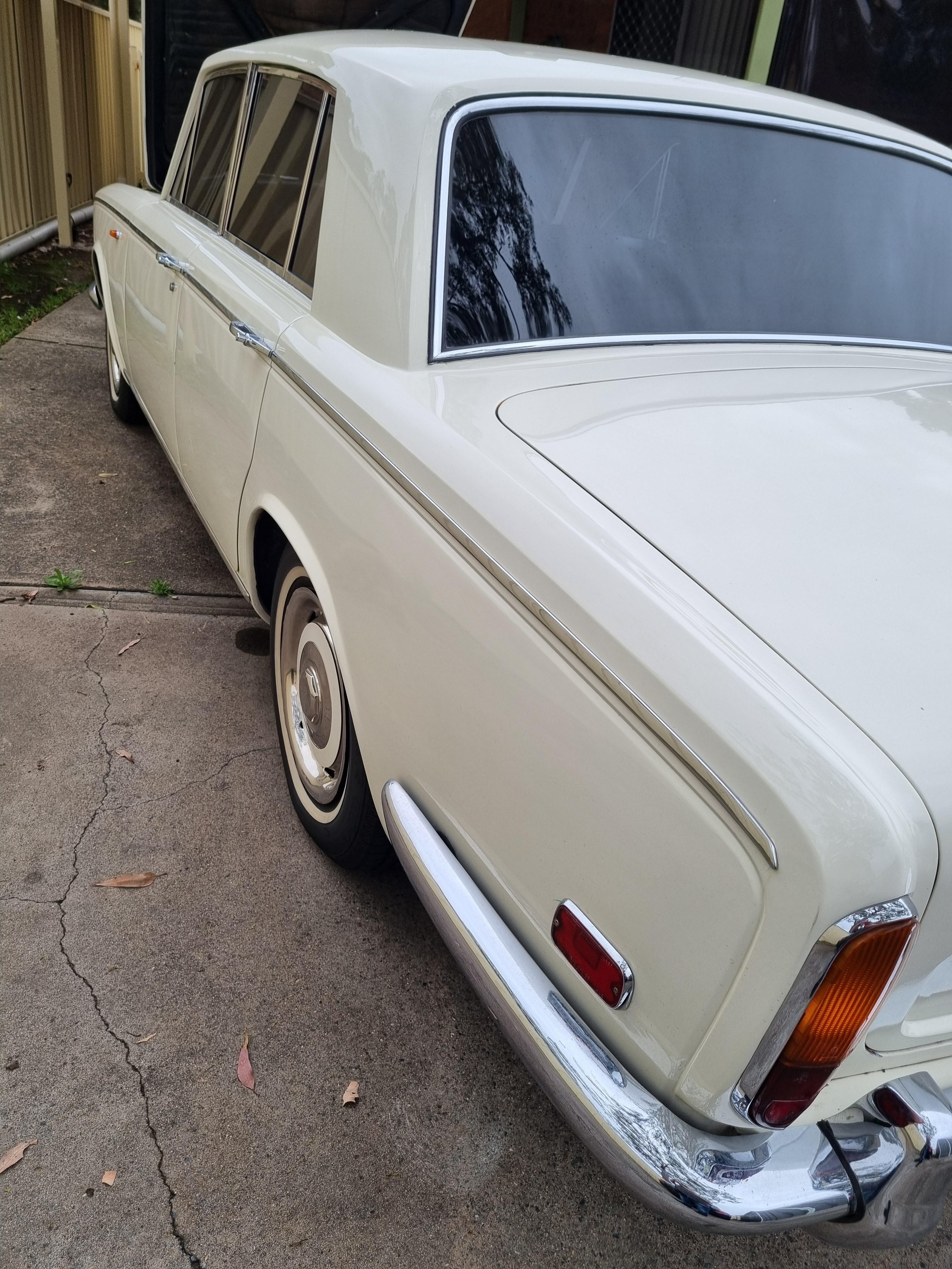 1970 ROLLS-ROYCE SILVER SHADOW 4D SEDAN