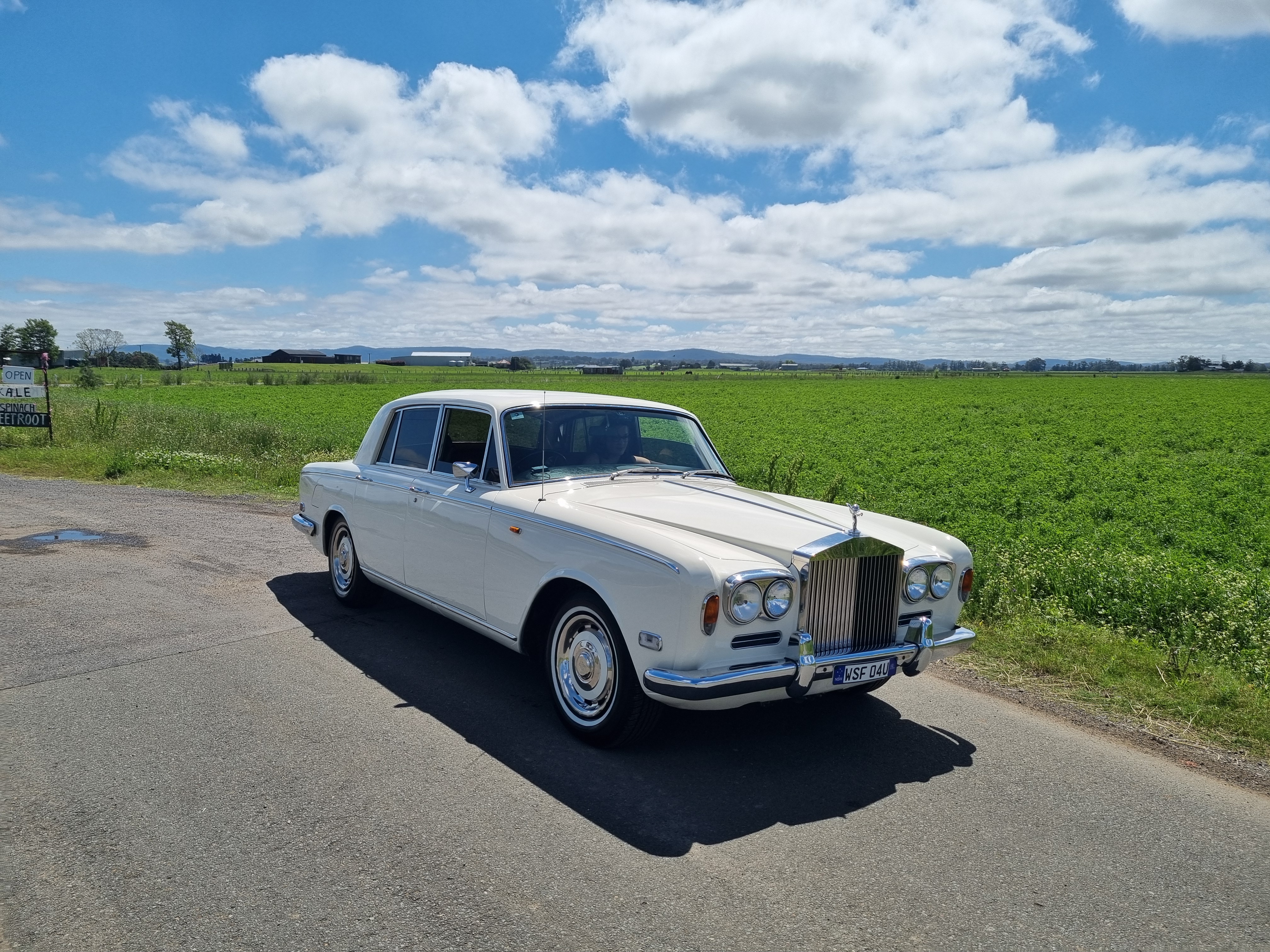 1970 ROLLS-ROYCE SILVER SHADOW 4D SEDAN