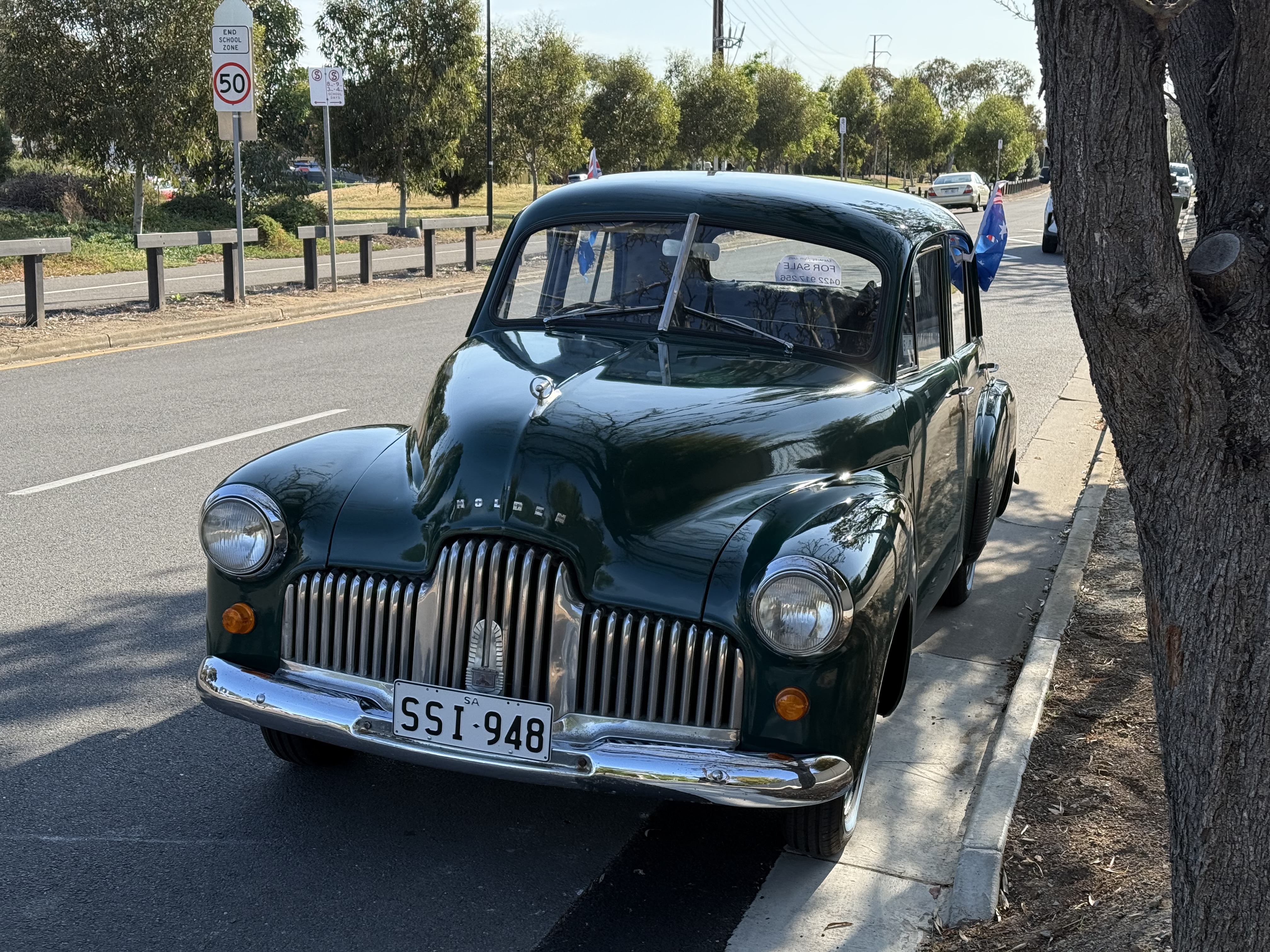 1950 HOLDEN 48-215 FX SEDAN