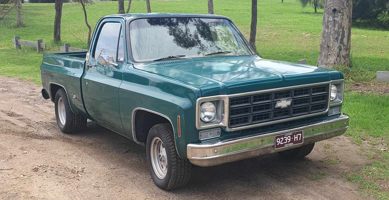1976 CHEVROLET C10 CHEYENNE AUTOMATIC UTILITY