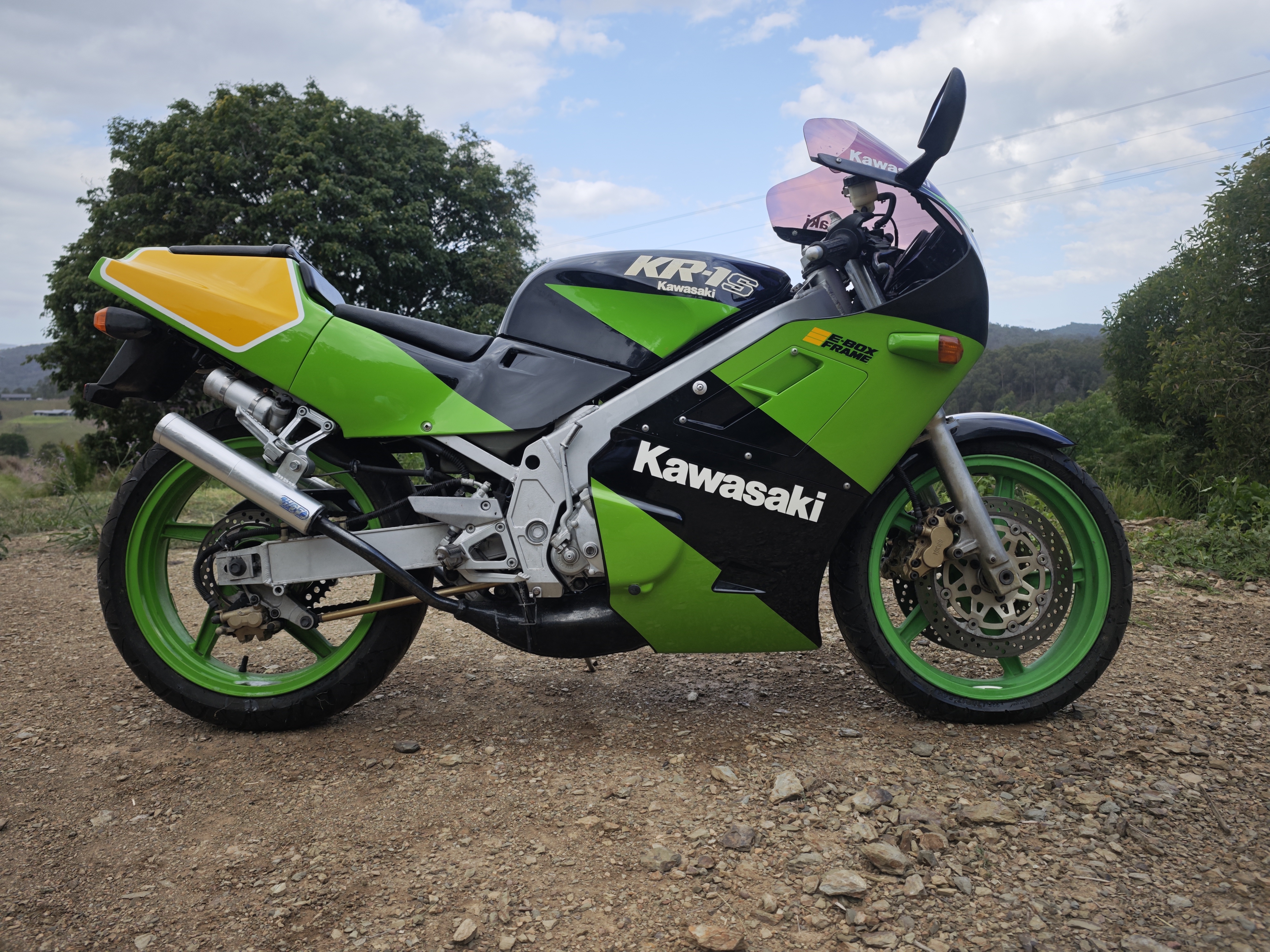 1990 KAWASAKI KR-1S