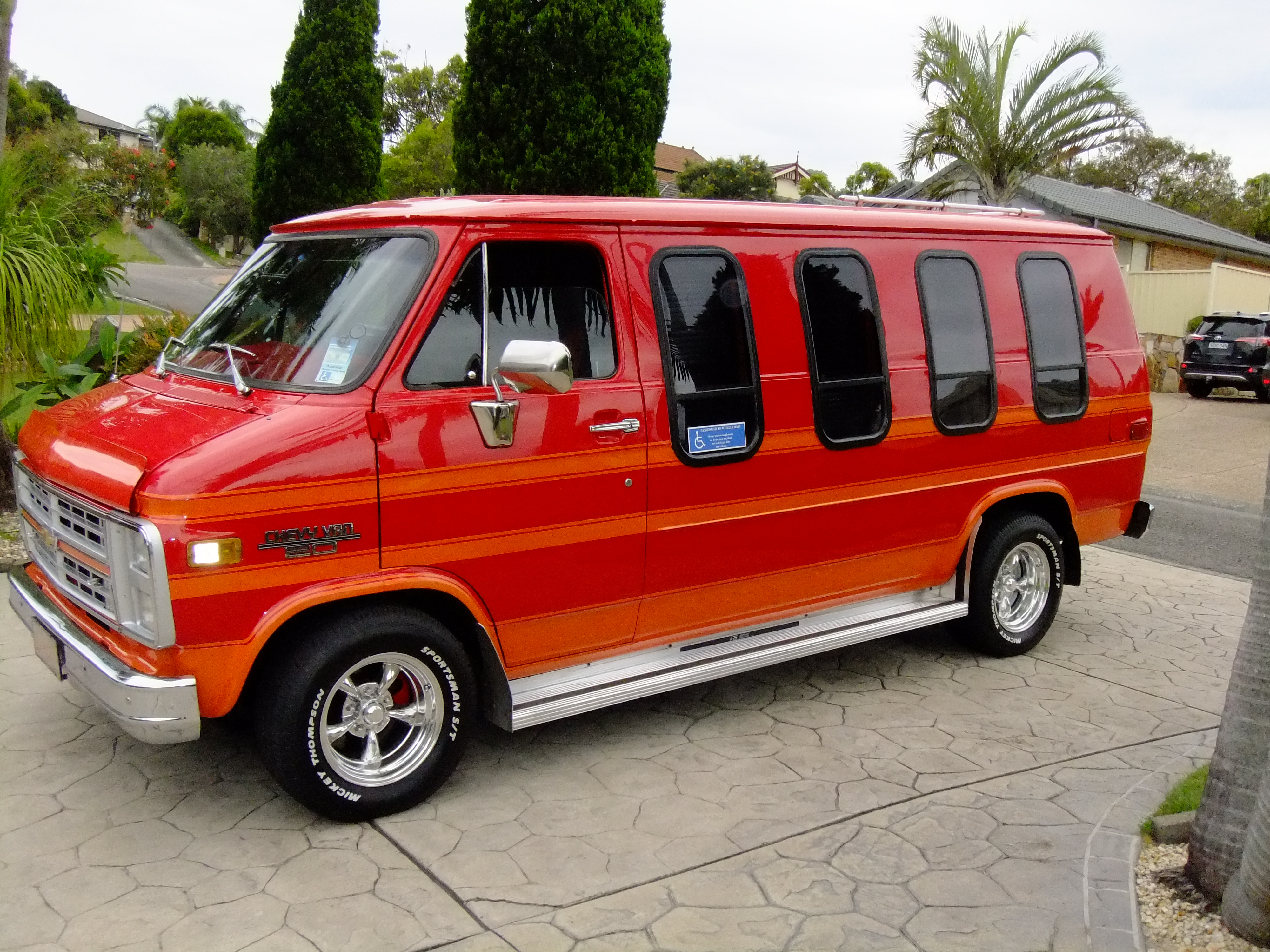 1984 CHEVROLET G20 CUSTOM SPORTSVAN