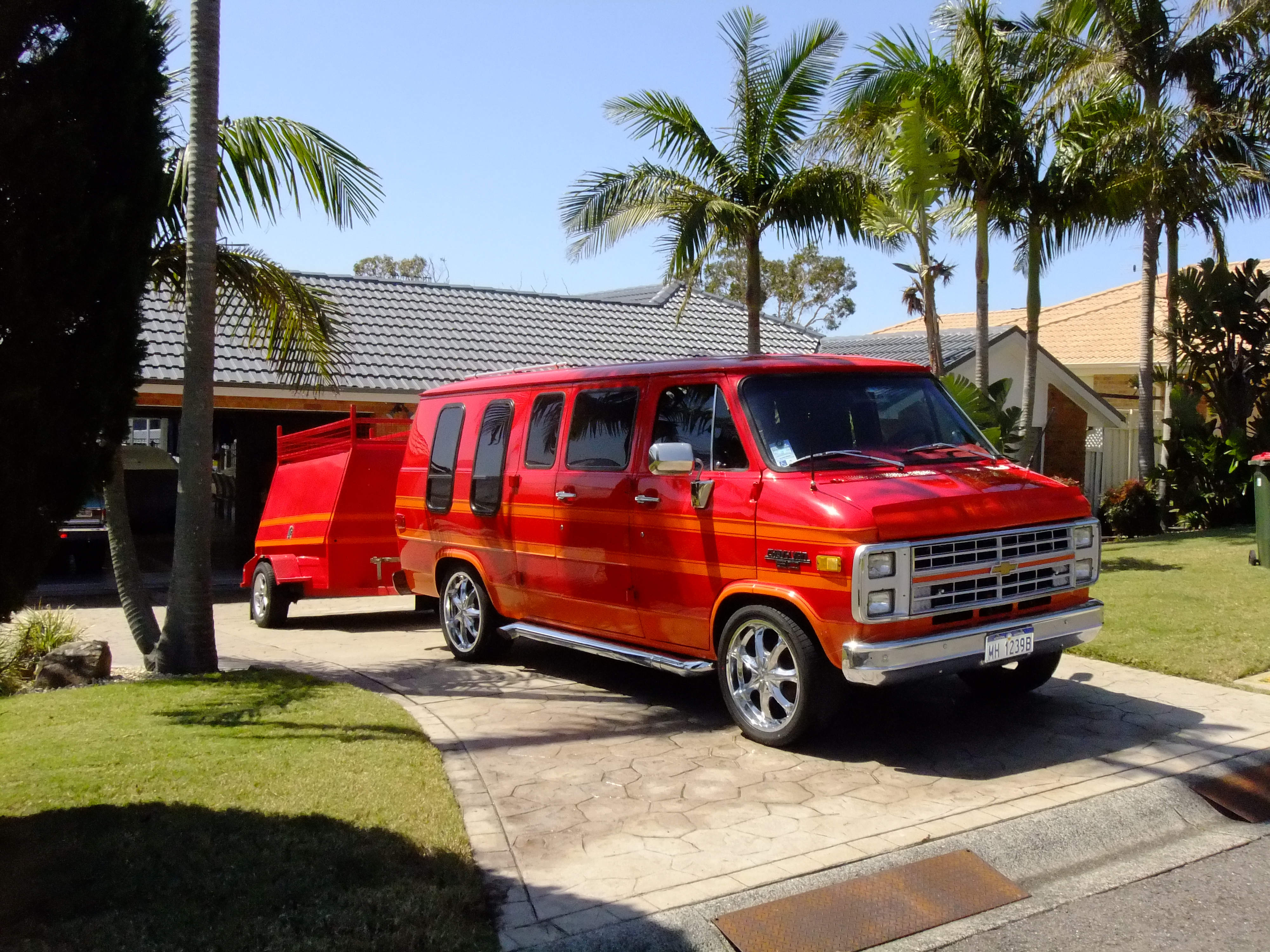 1984 CHEVROLET G20 CUSTOM SPORTSVAN