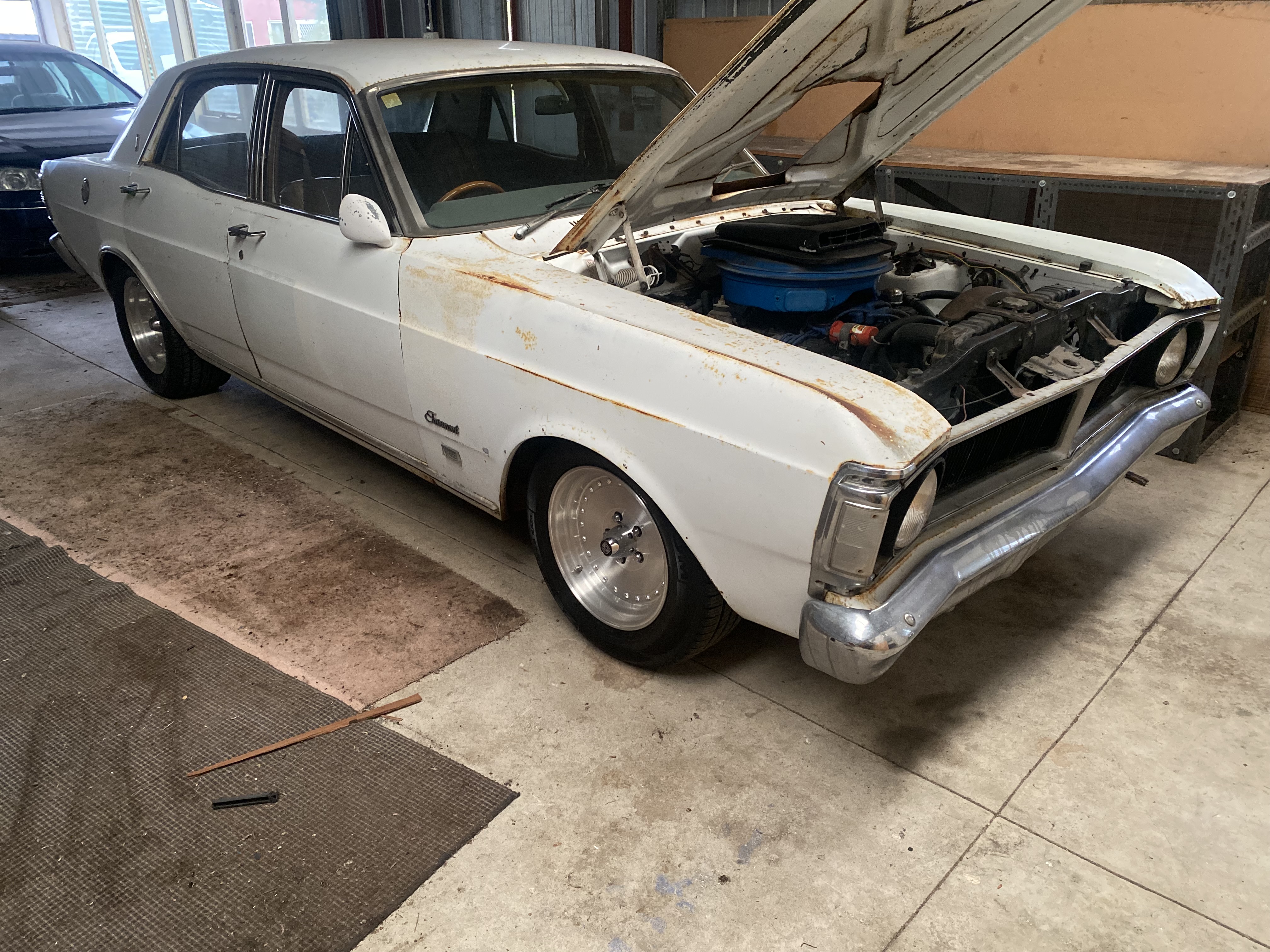 1971 FORD FAIRMONT XY 4 SP MANUAL 4D SEDAN