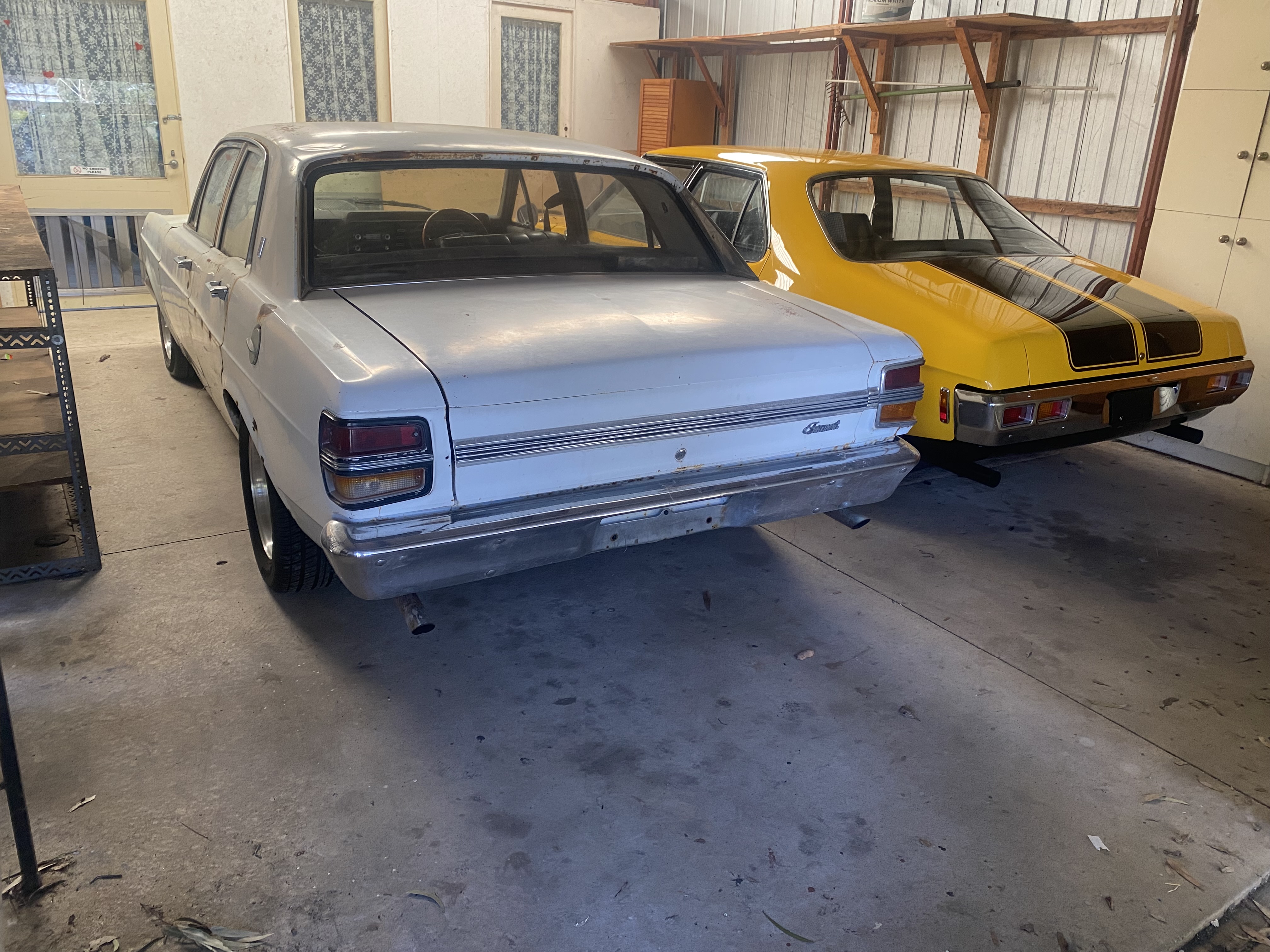 1971 FORD FAIRMONT XY 4 SP MANUAL 4D SEDAN