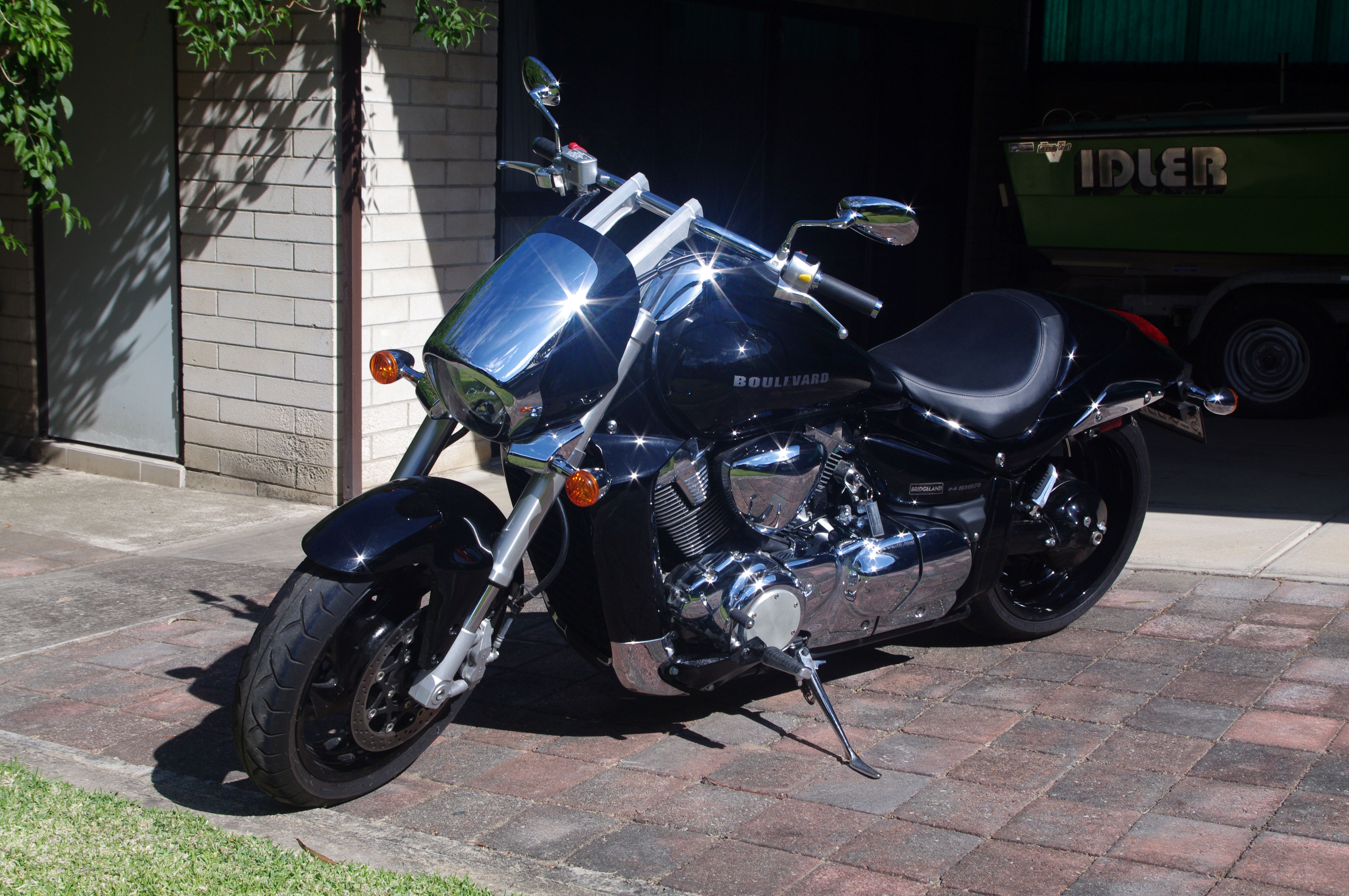 2016 SUZUKI VZR 1800 BOULEVARD (M109R)