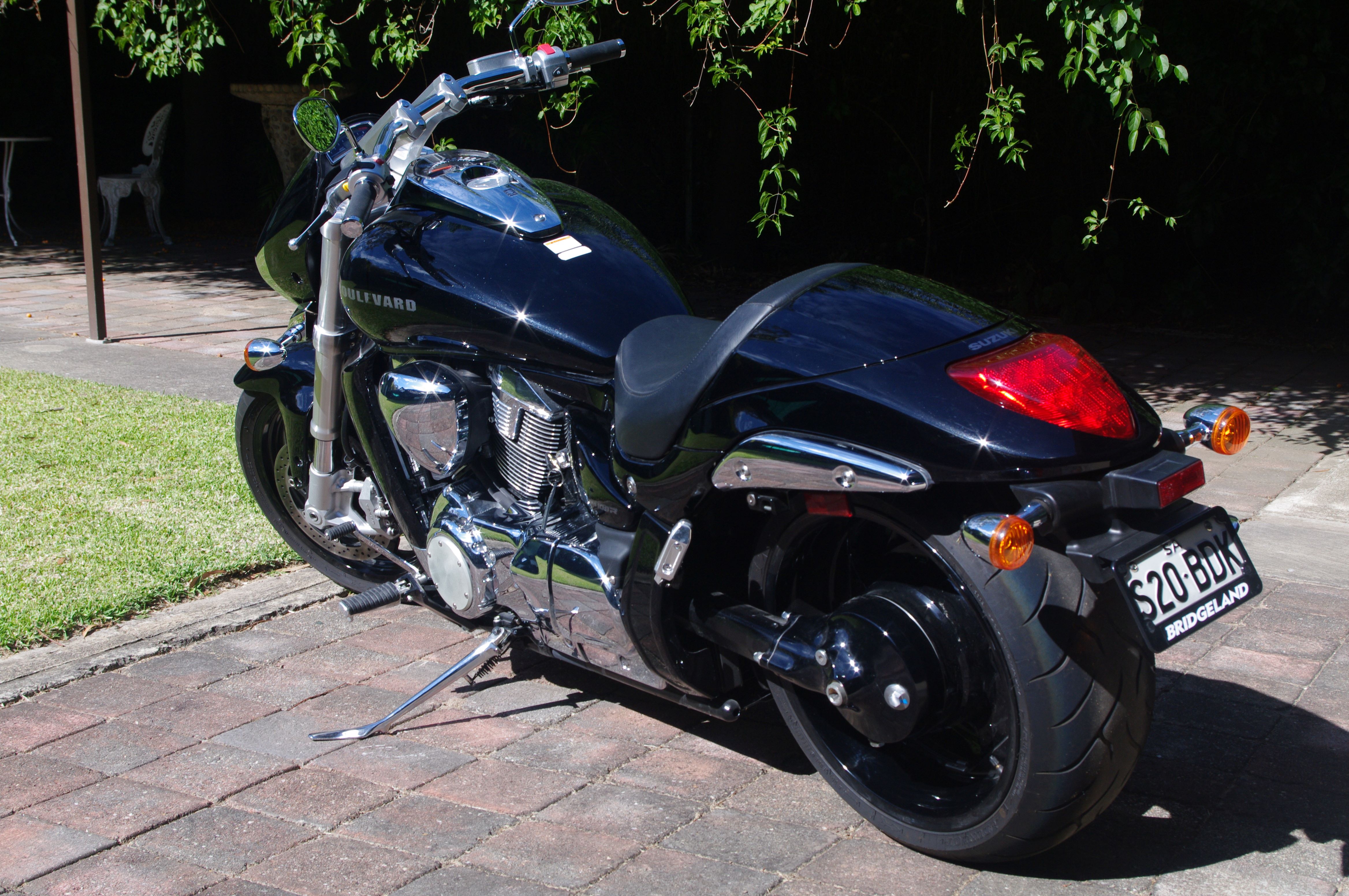 2016 SUZUKI VZR 1800 BOULEVARD (M109R)