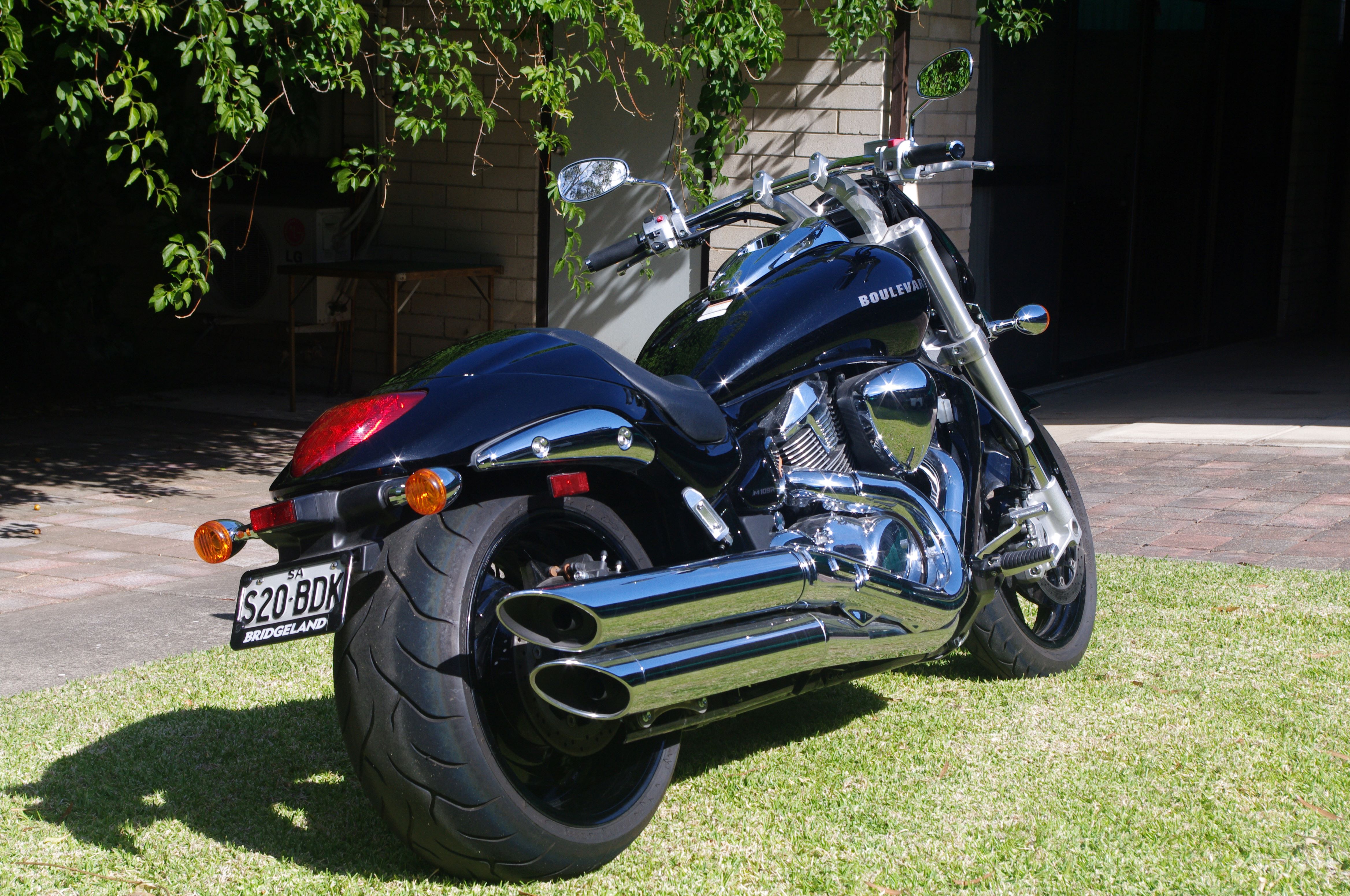 2016 SUZUKI VZR 1800 BOULEVARD (M109R)