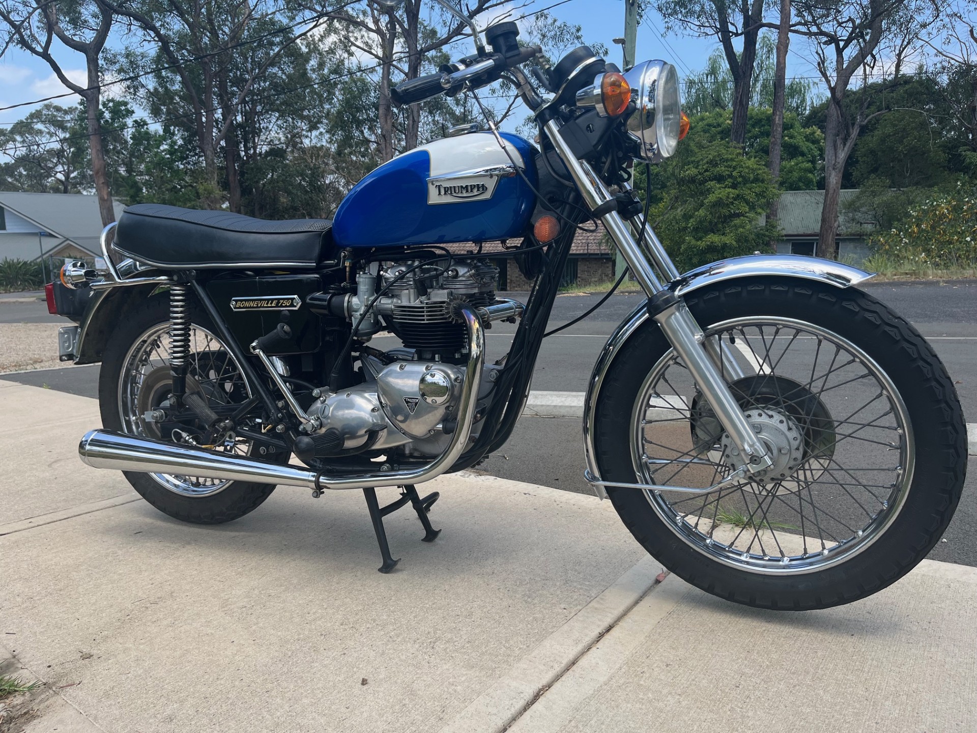 1977 TRIUMPH T140V BONNEVILLE 750 ROAD