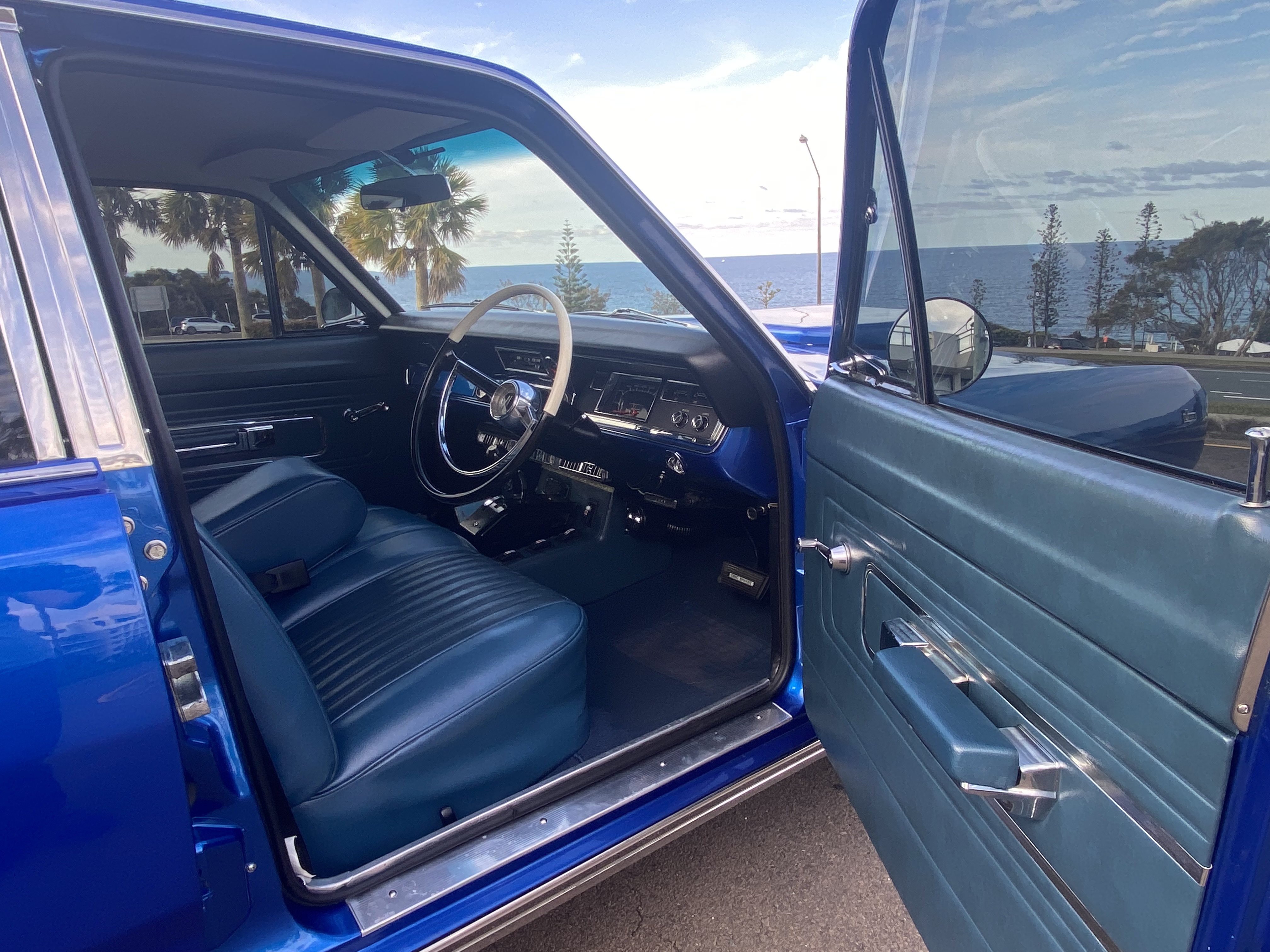 1968 VALIANT REGAL VE 4D SEDAN