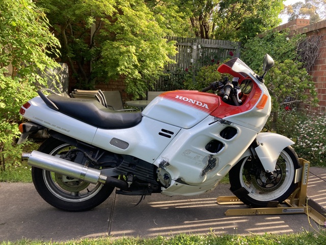 1987 HONDA CBR1000F