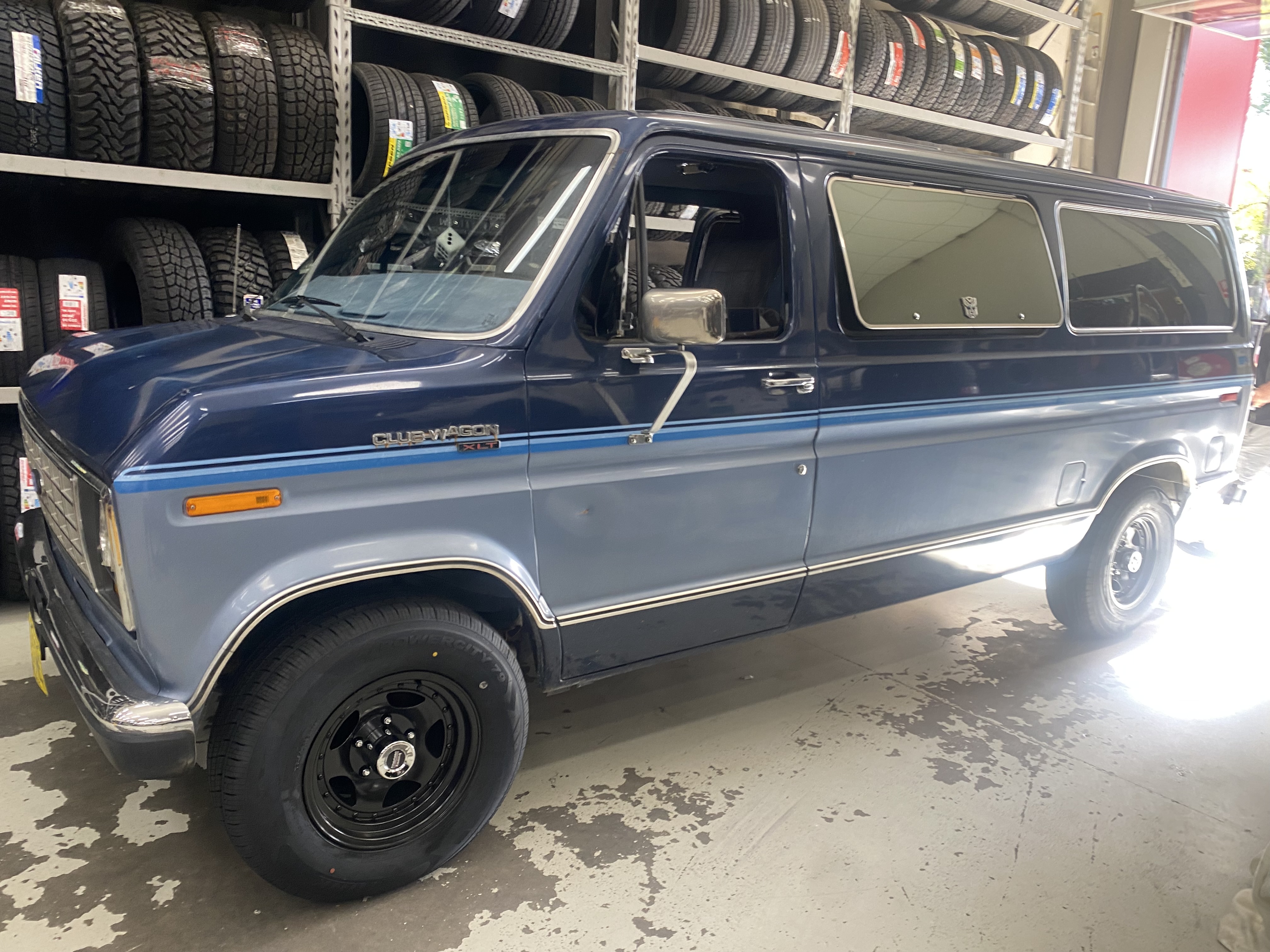 1986 FORD ECONOLINE VAN