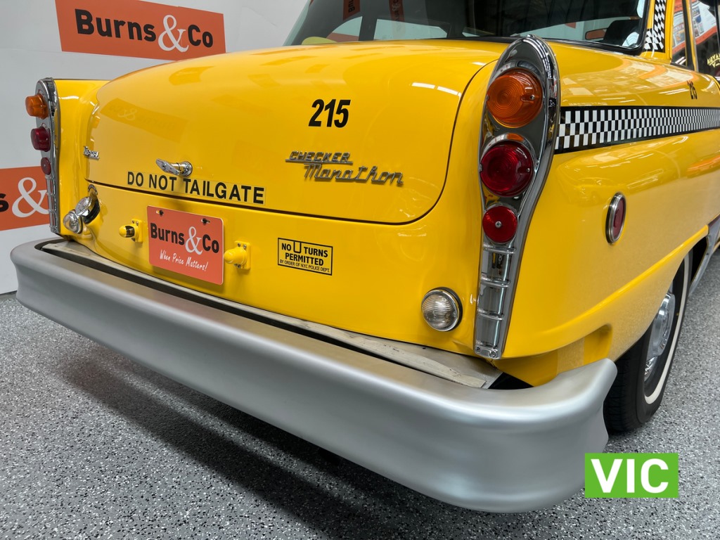 1981 NEW YORK CHECKER CAB A12 V8 SEDAN