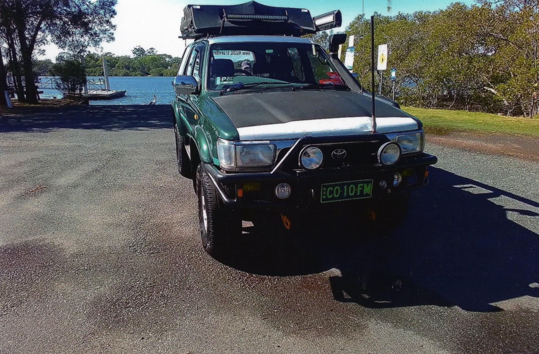 1996 TOYOTA HILUX SURF 3.0 TURBO DIESEL 5 SP MANUAL WAGON