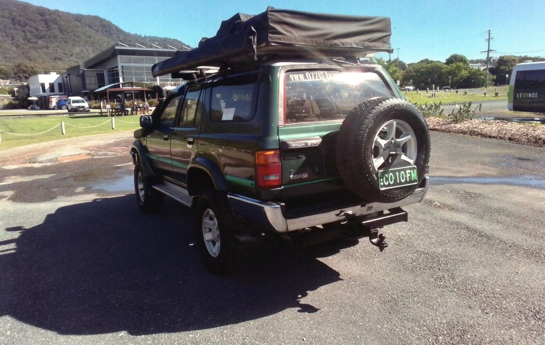 1996 TOYOTA HILUX SURF 3.0 TURBO DIESEL 5 SP MANUAL WAGON